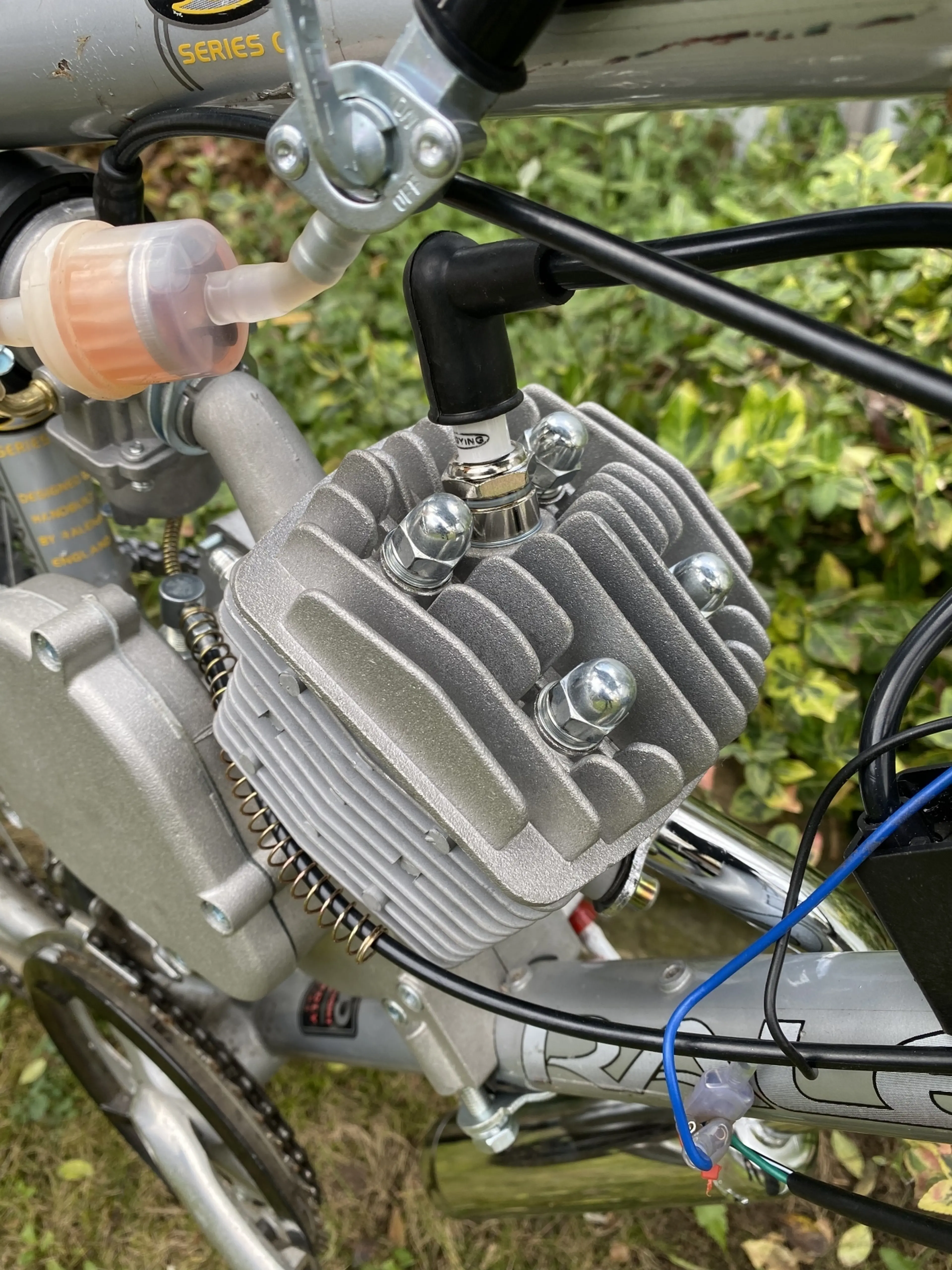 Image Bicicleta cu motor 80cc, NOU, roti 26’, cadru Aluminiu, doar testata pentru regl