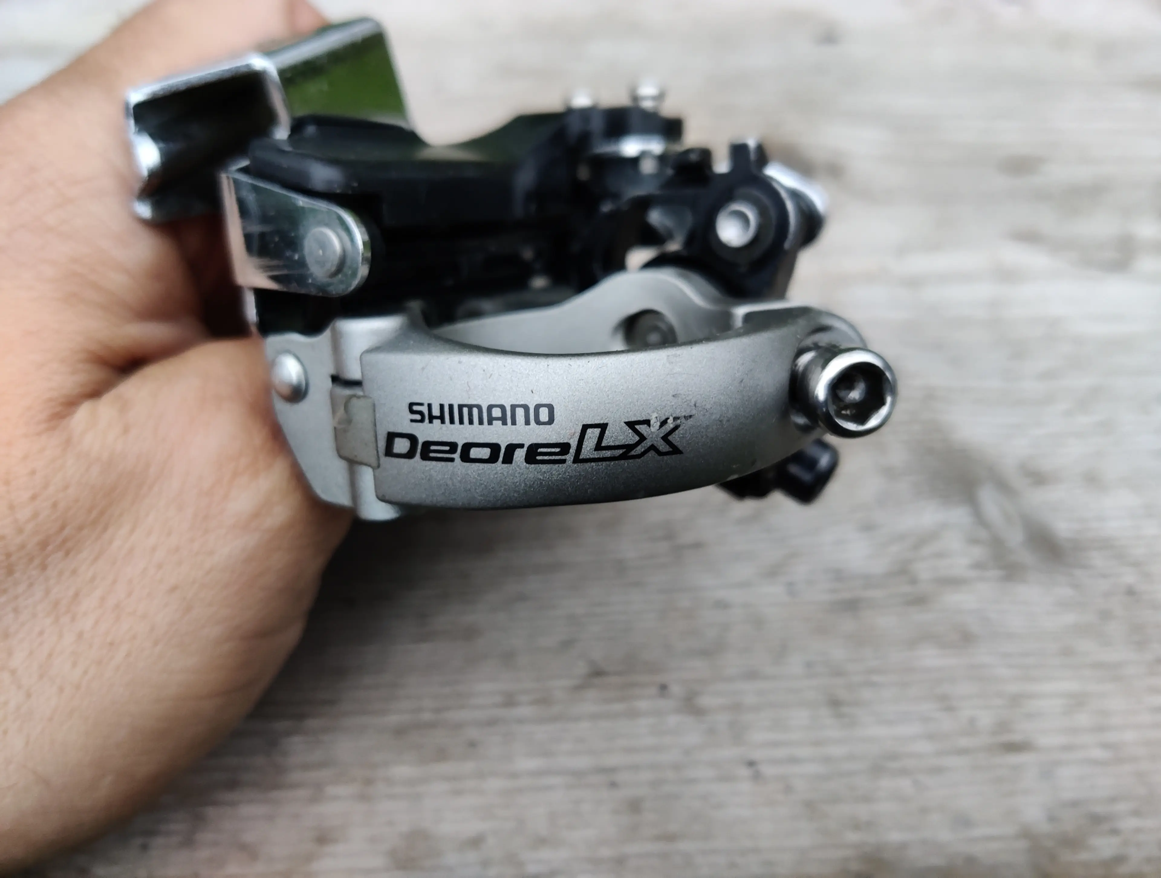 Image Set shifter-e & schimbatoare/deraioare Shimano Deore LX & XT