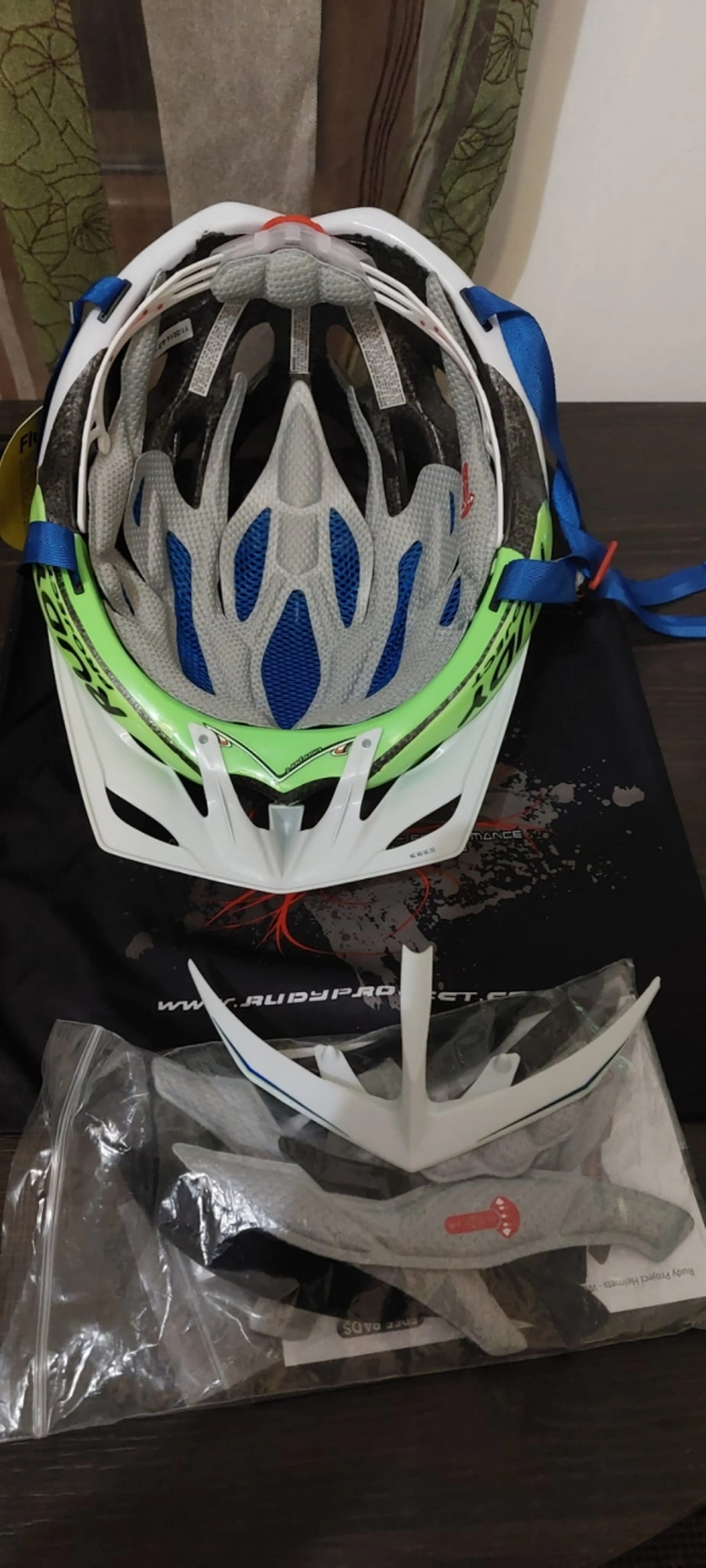 2. Casca RUDY PROJECT Windmax Fluo Series