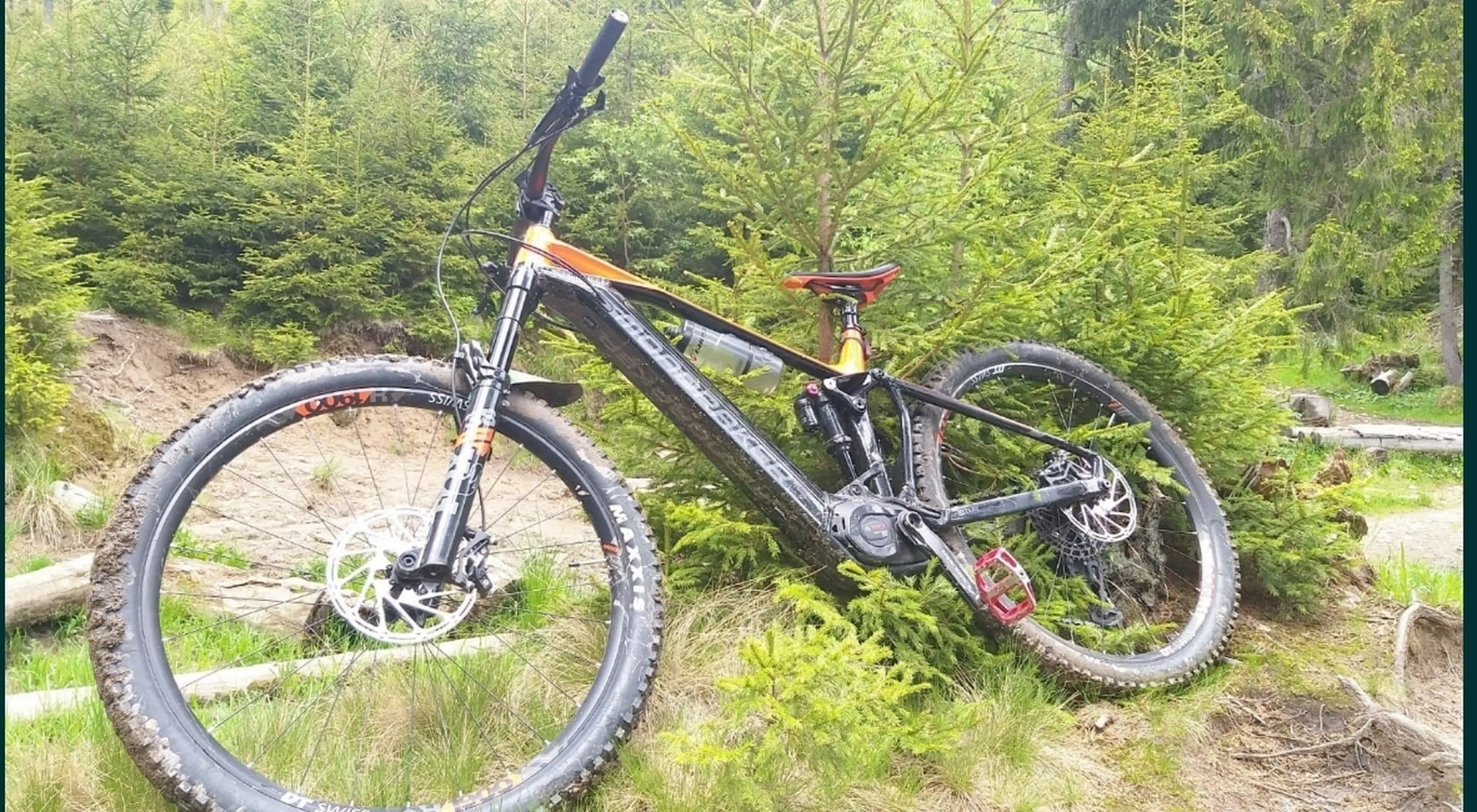 7. Bicicleta electrica Mondraker Crafty R 29" Negru/Portocaliu 2021