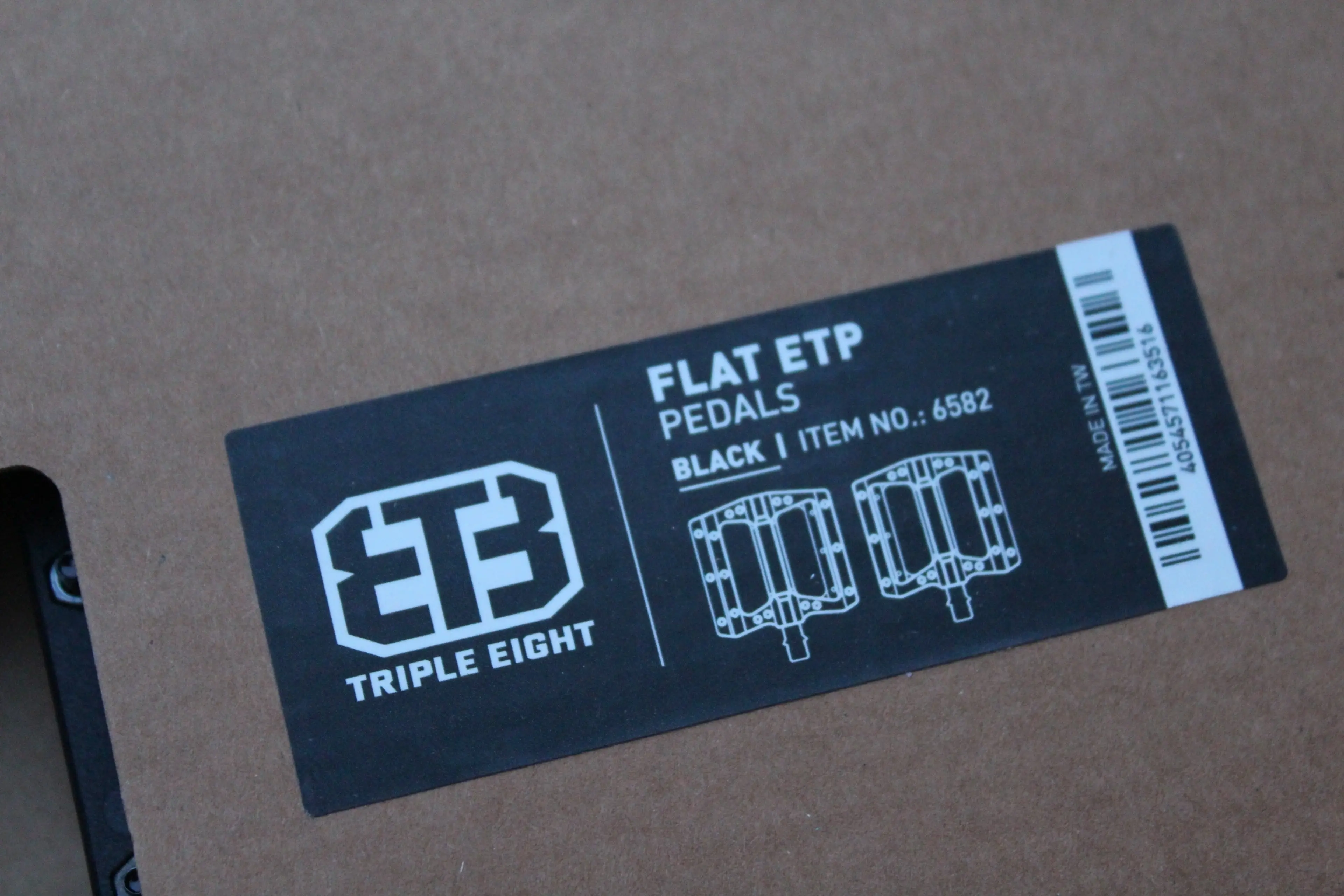 7. TRIPLE EIGHT ETP - Nylon Flat Pedale/RFR, HT, Radon...