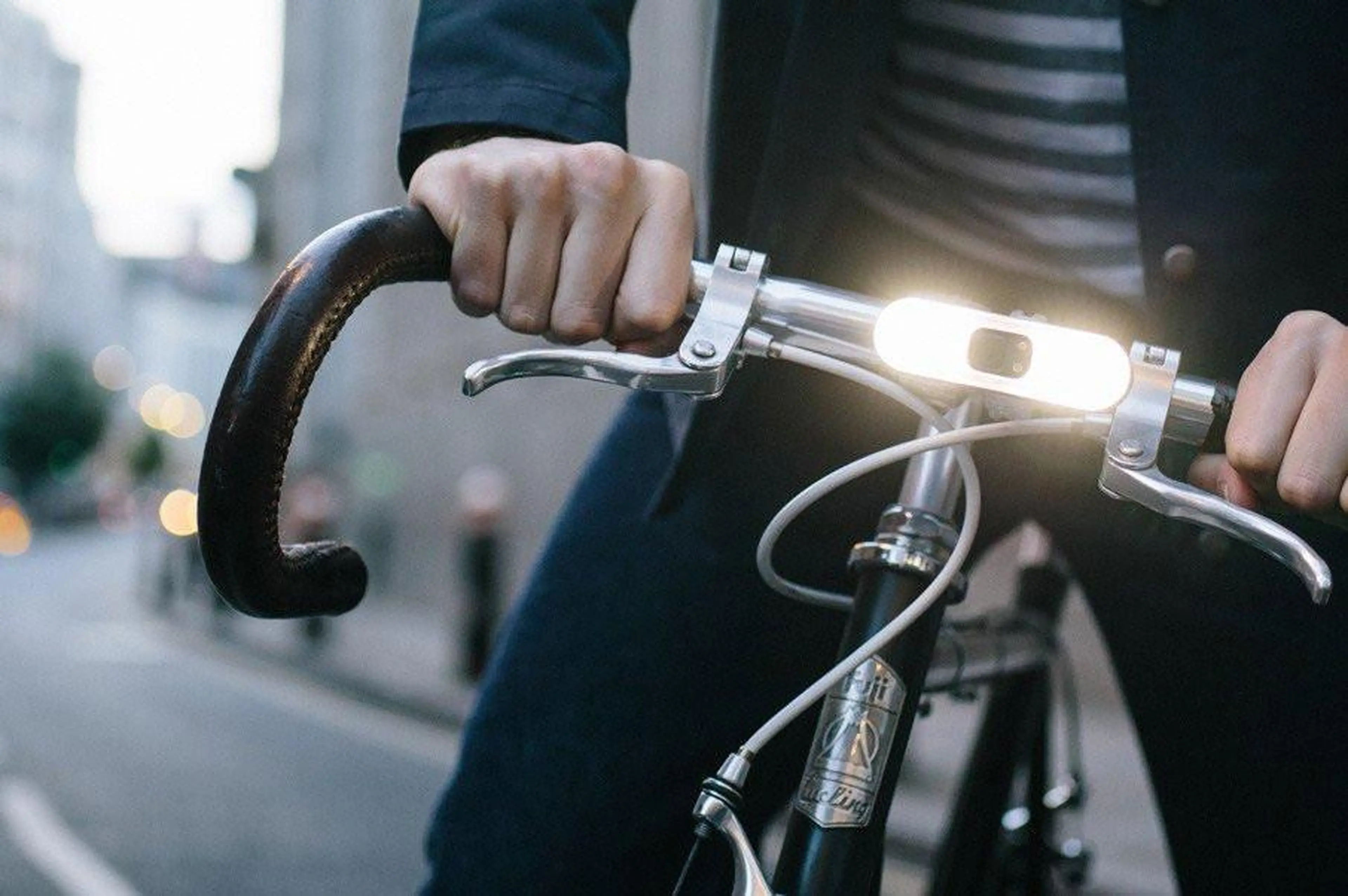 5. Far bicicleta – BLAZE LED