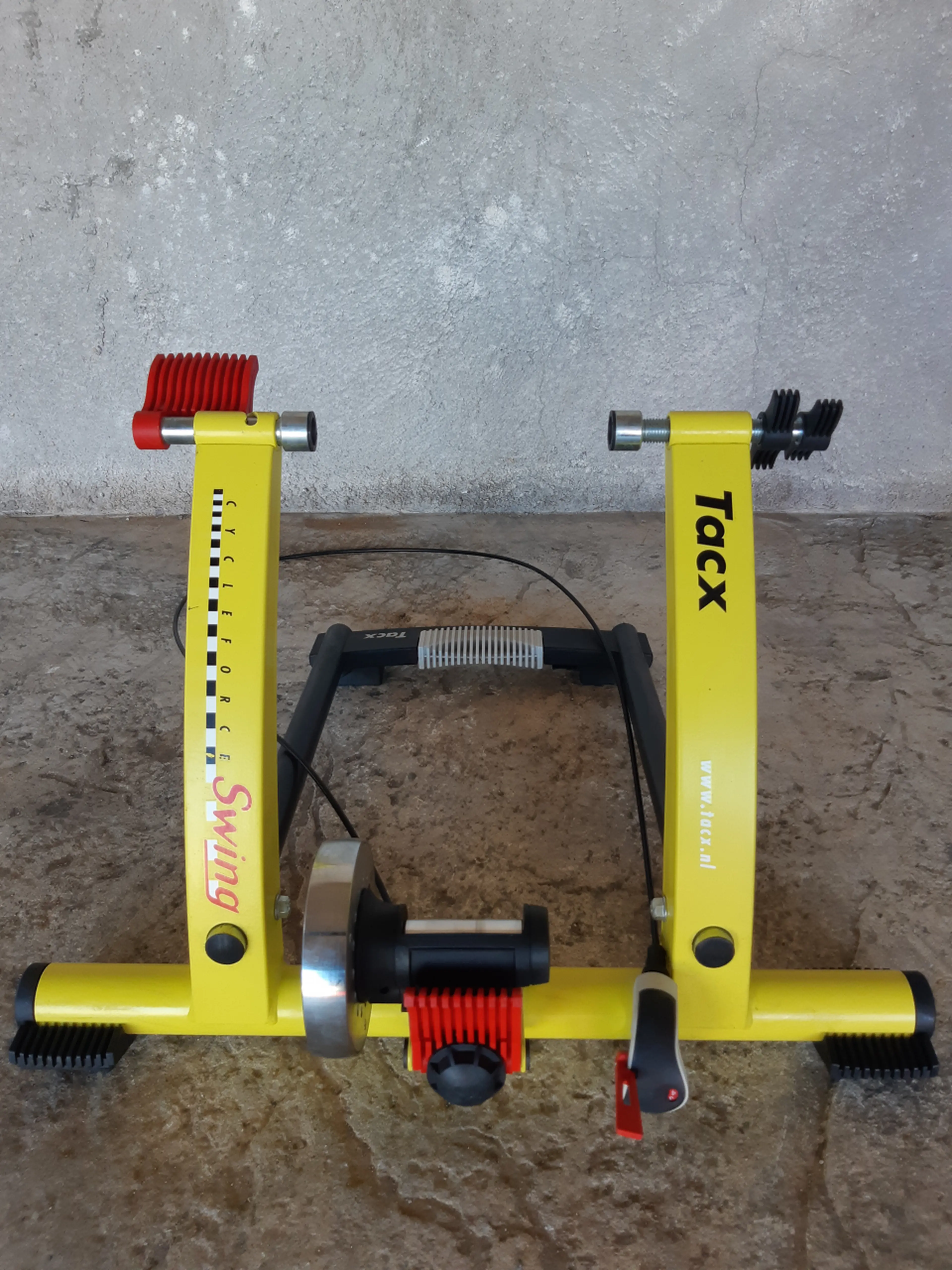 2. Trainer Tacx