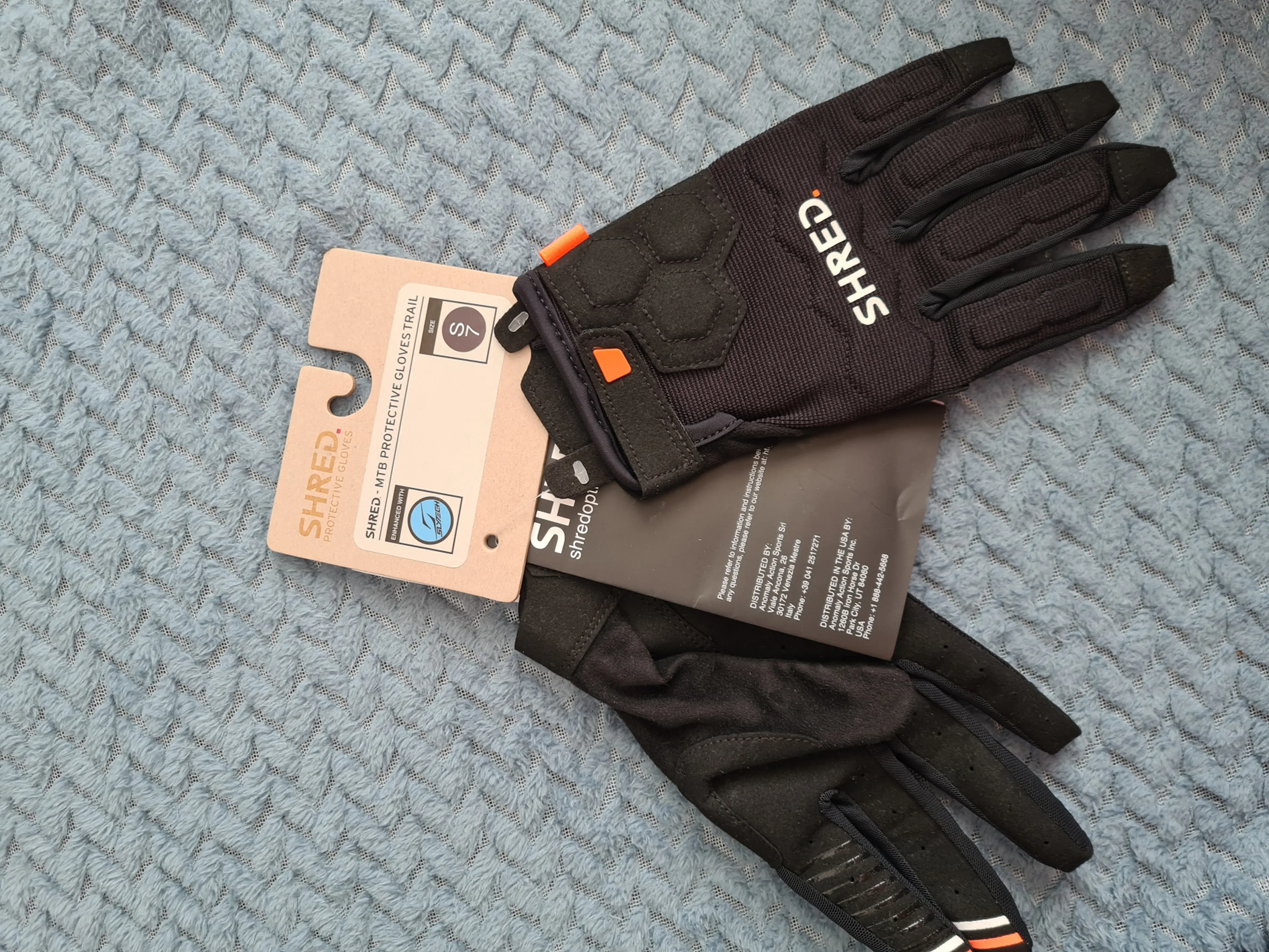 1. Mănuși mtb SHRED Protective Gloves Trail
