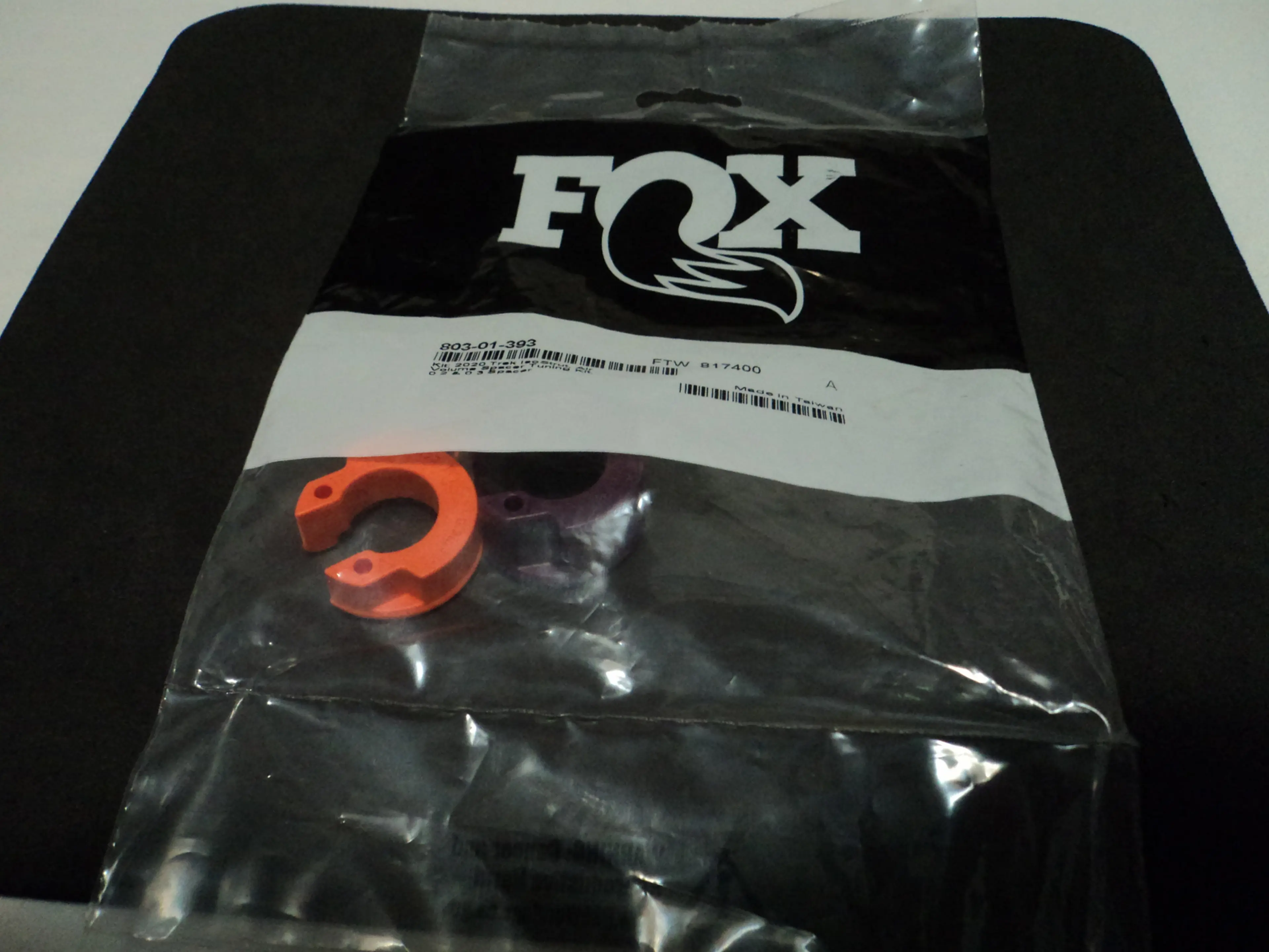 Image Fox 2020 Trek IsoStrut Air Volume Spacer Token kit