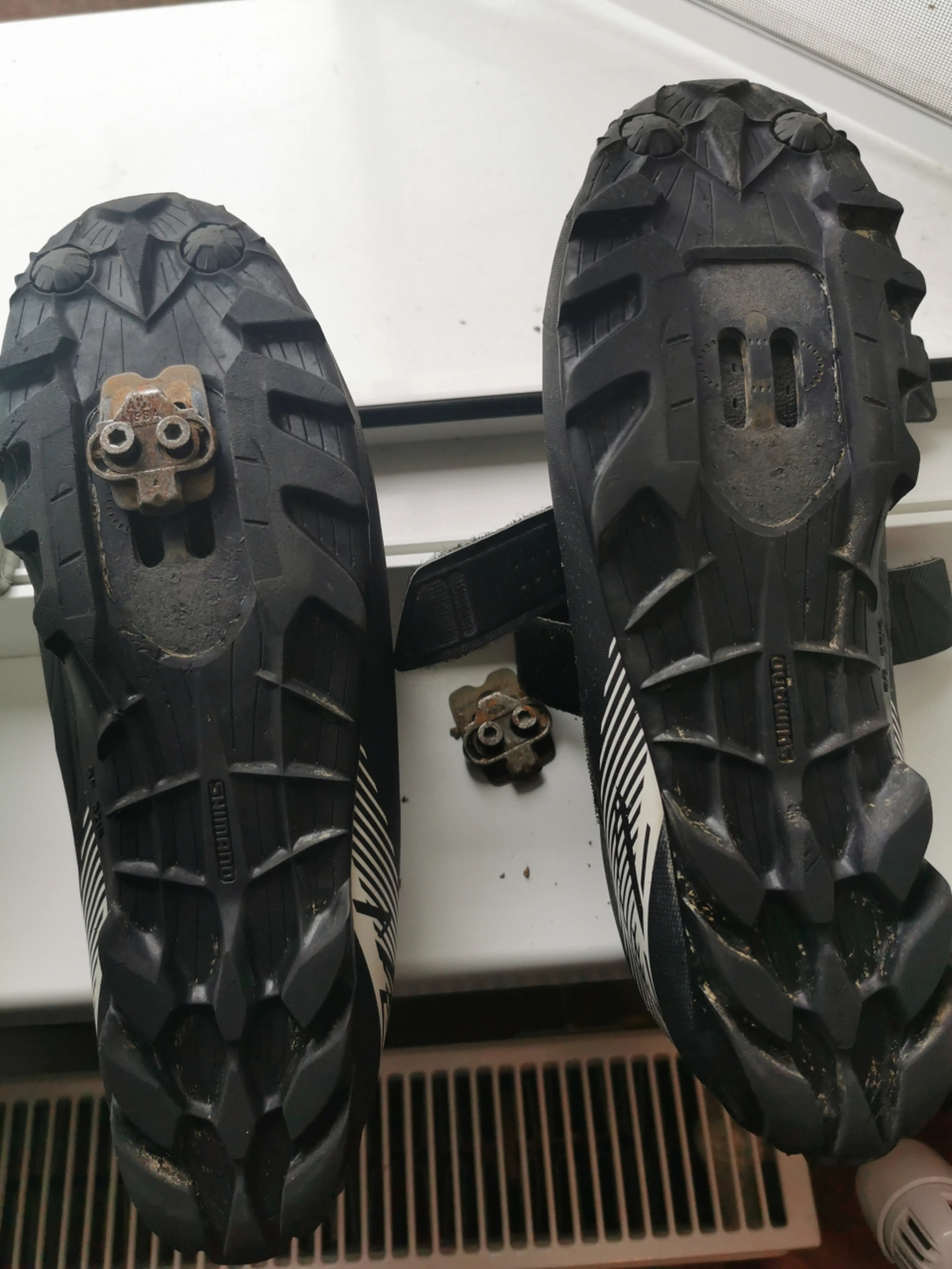 3. Pantofi / Adidasi / Incaltaminte MTB SPD Shimano MEZ nr 46