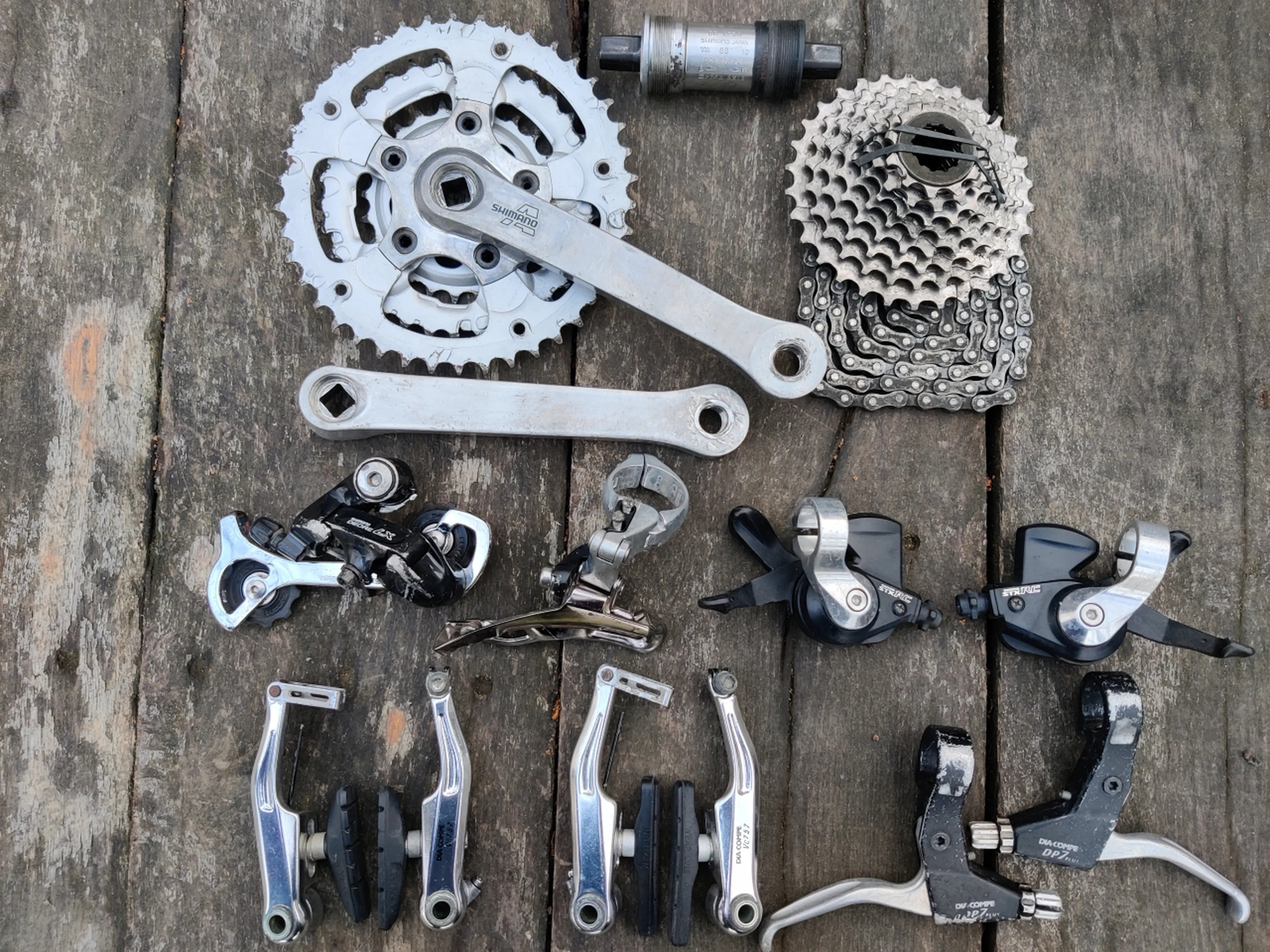 1. Groupset complet Mtb Shimano Deore LX / Stx-Rc / Dia-Compe 3x8v