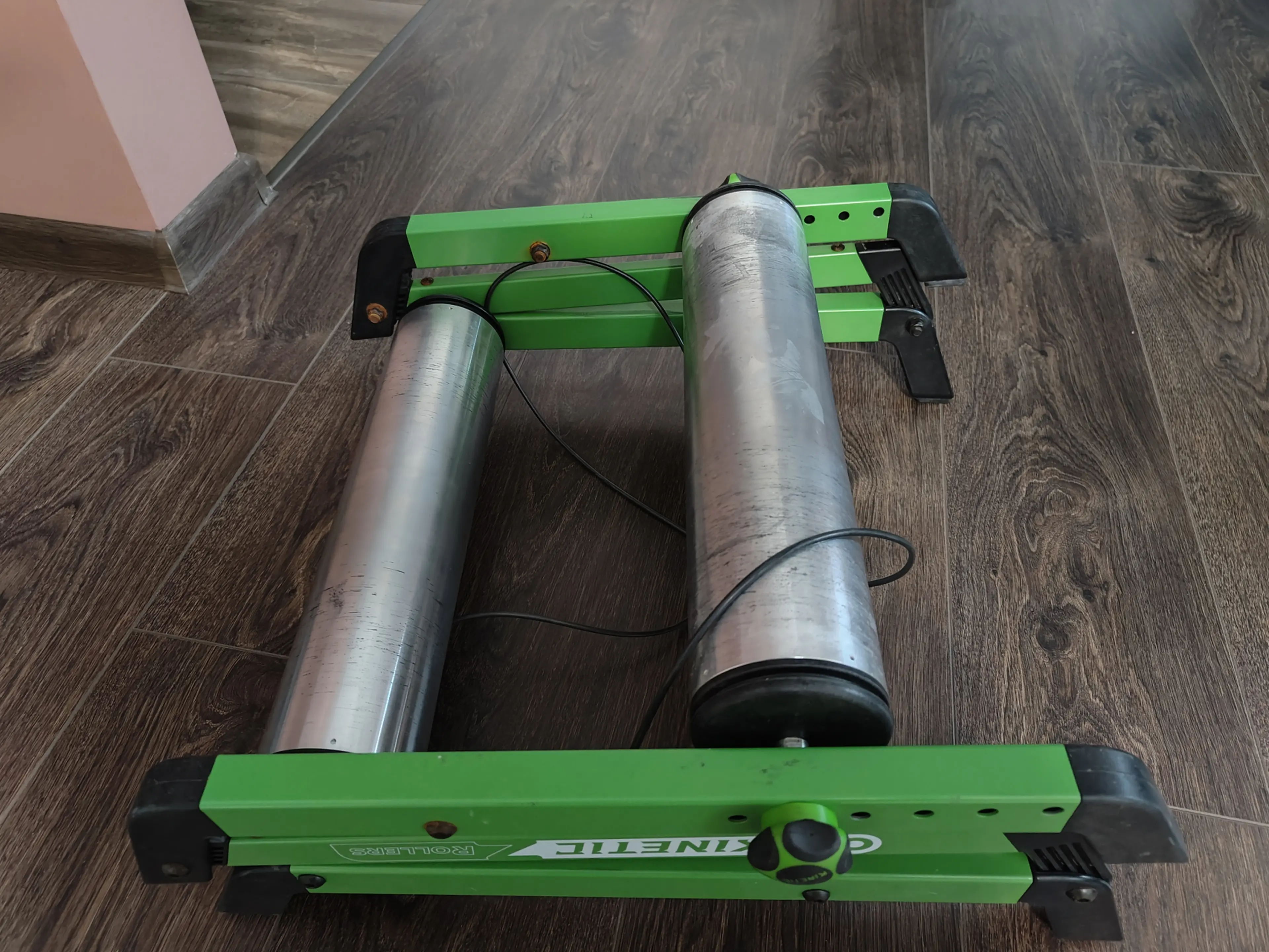2. Trainer/rulou Kinetic Z-Rollers