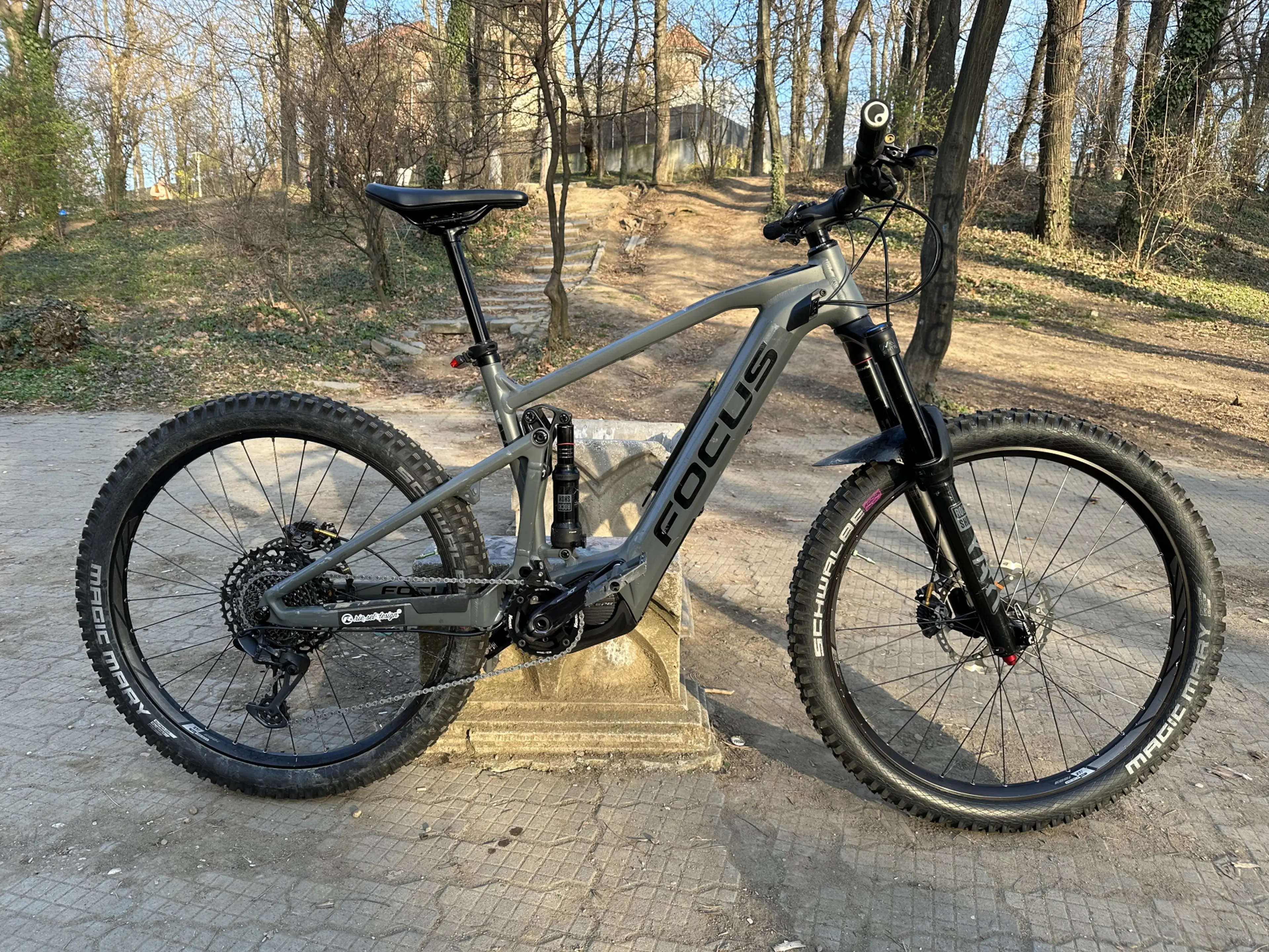 9. E-Bike Focus SAM² 6.7 LTD 2021
