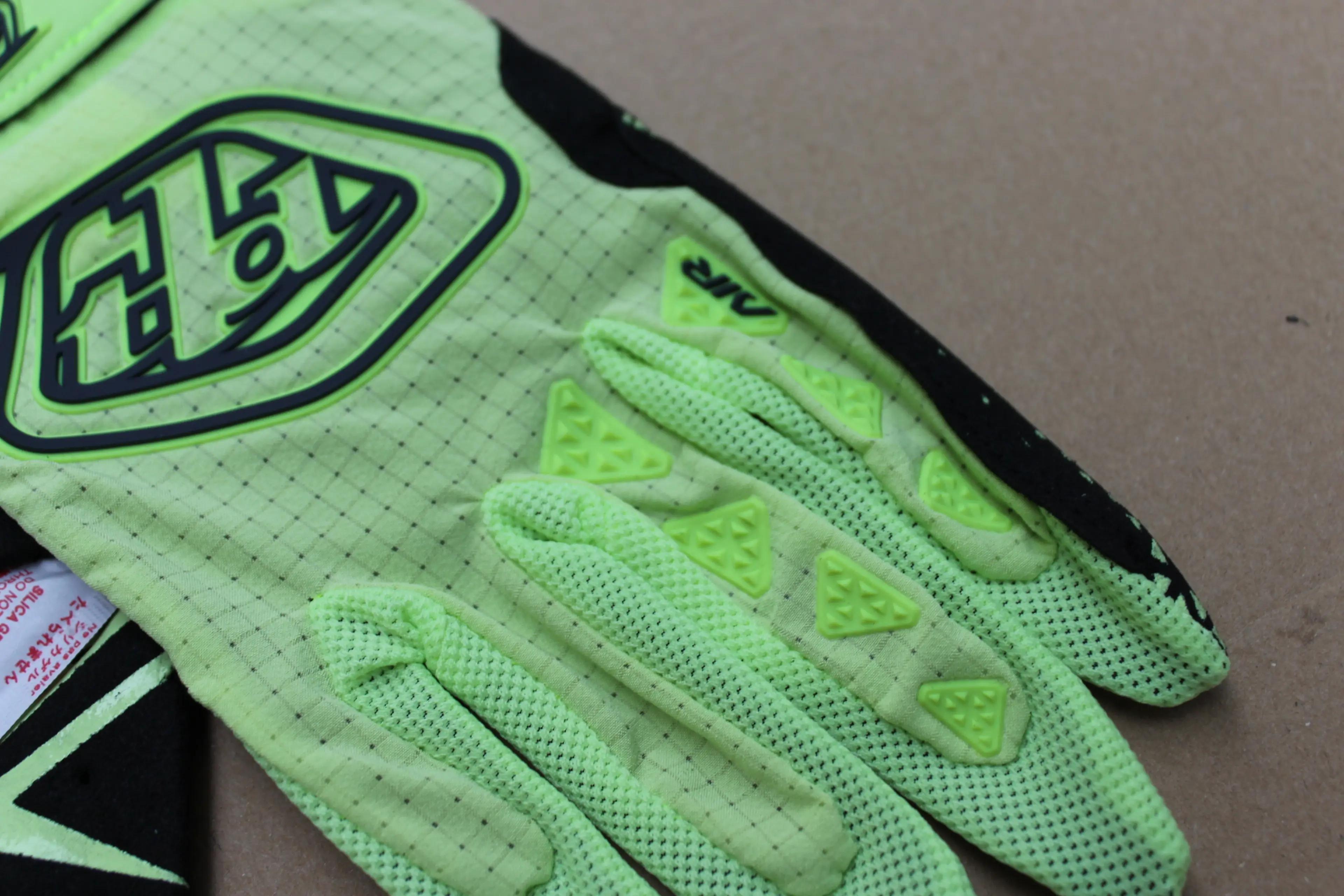 4. Troy Lee Designs Air - Glo Green - Large