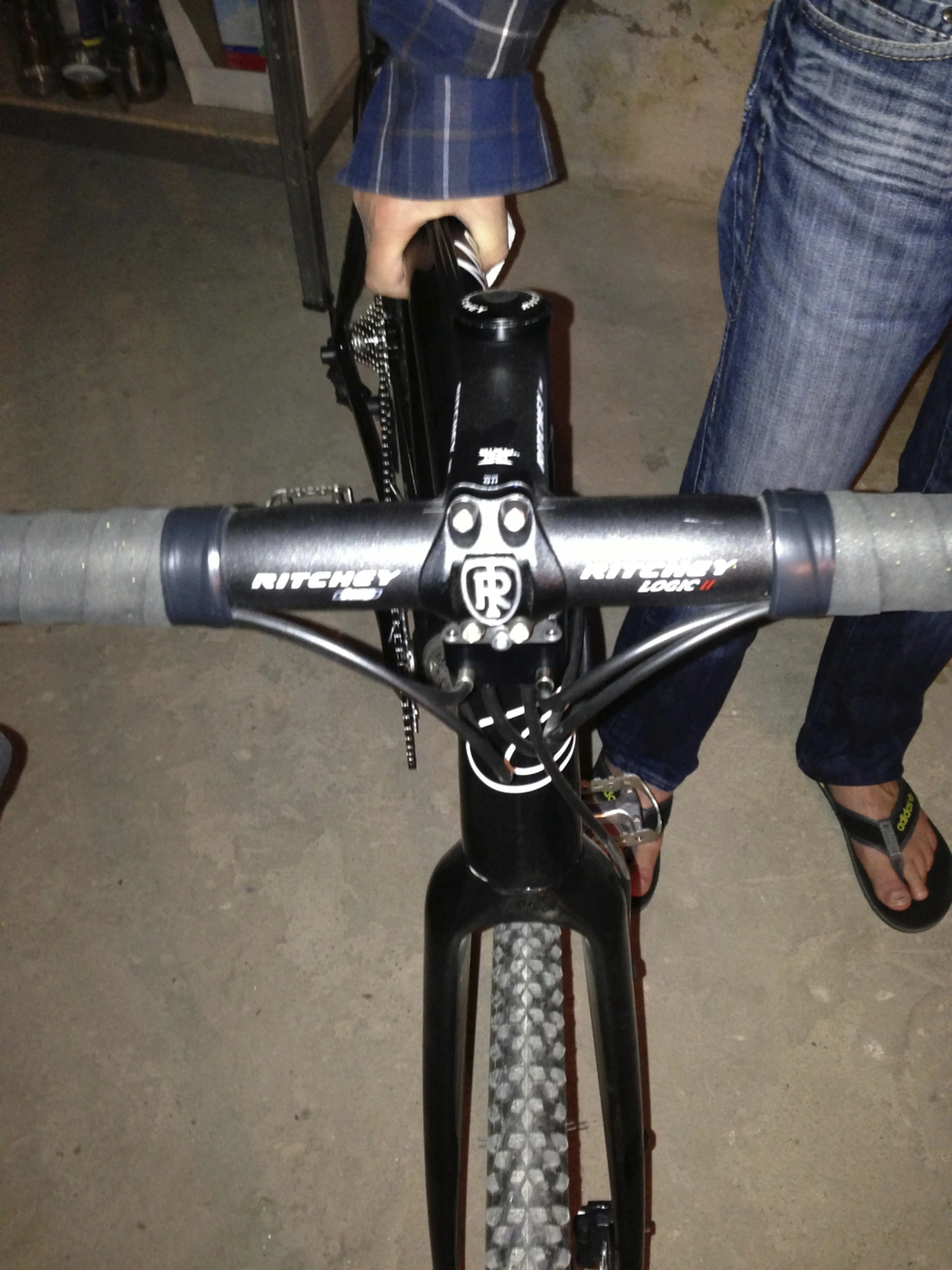 5. Vând bicicletă cyclocross carbon Cucuma Malagueta