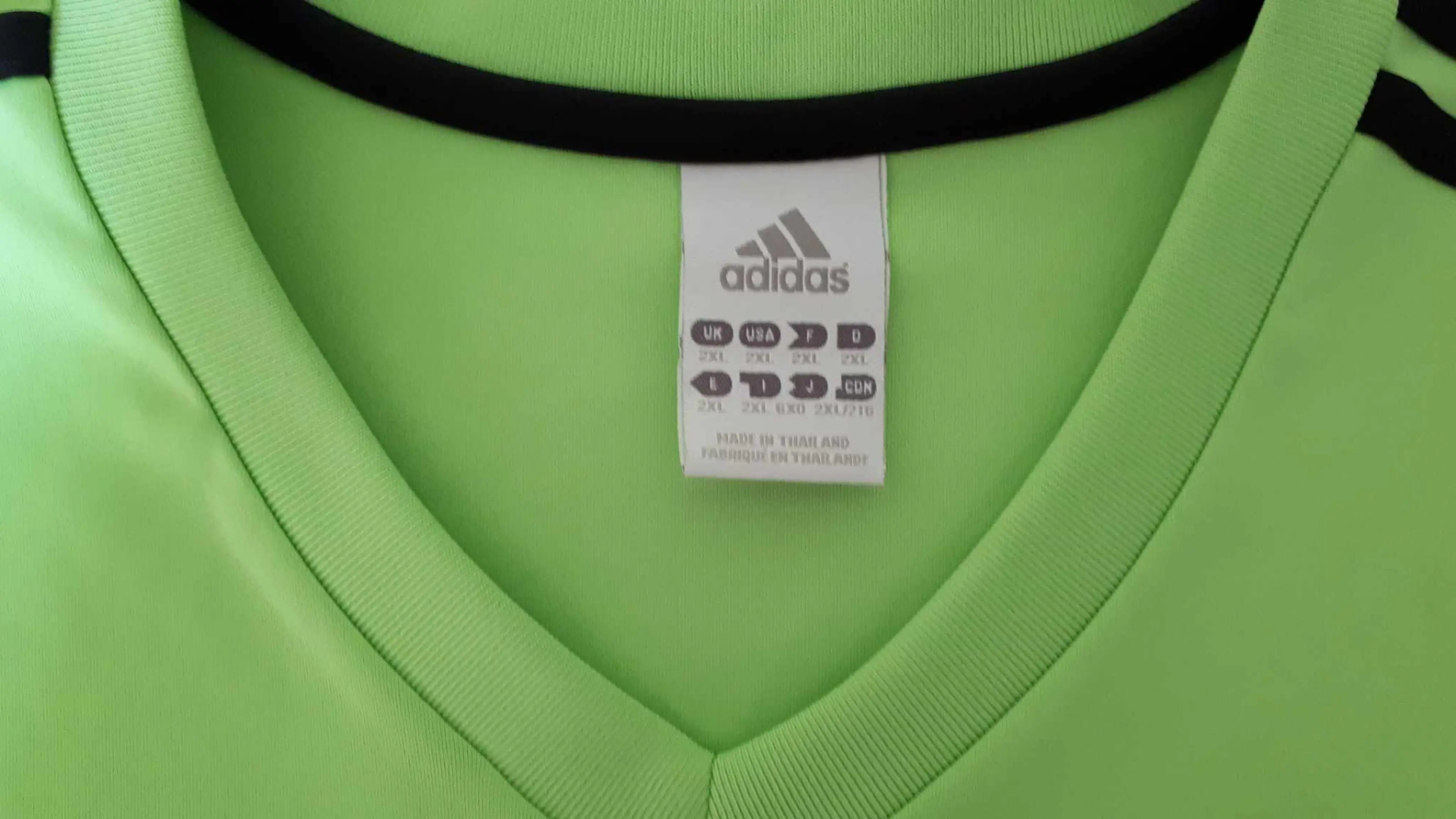4. Tricou Adidas Climalite