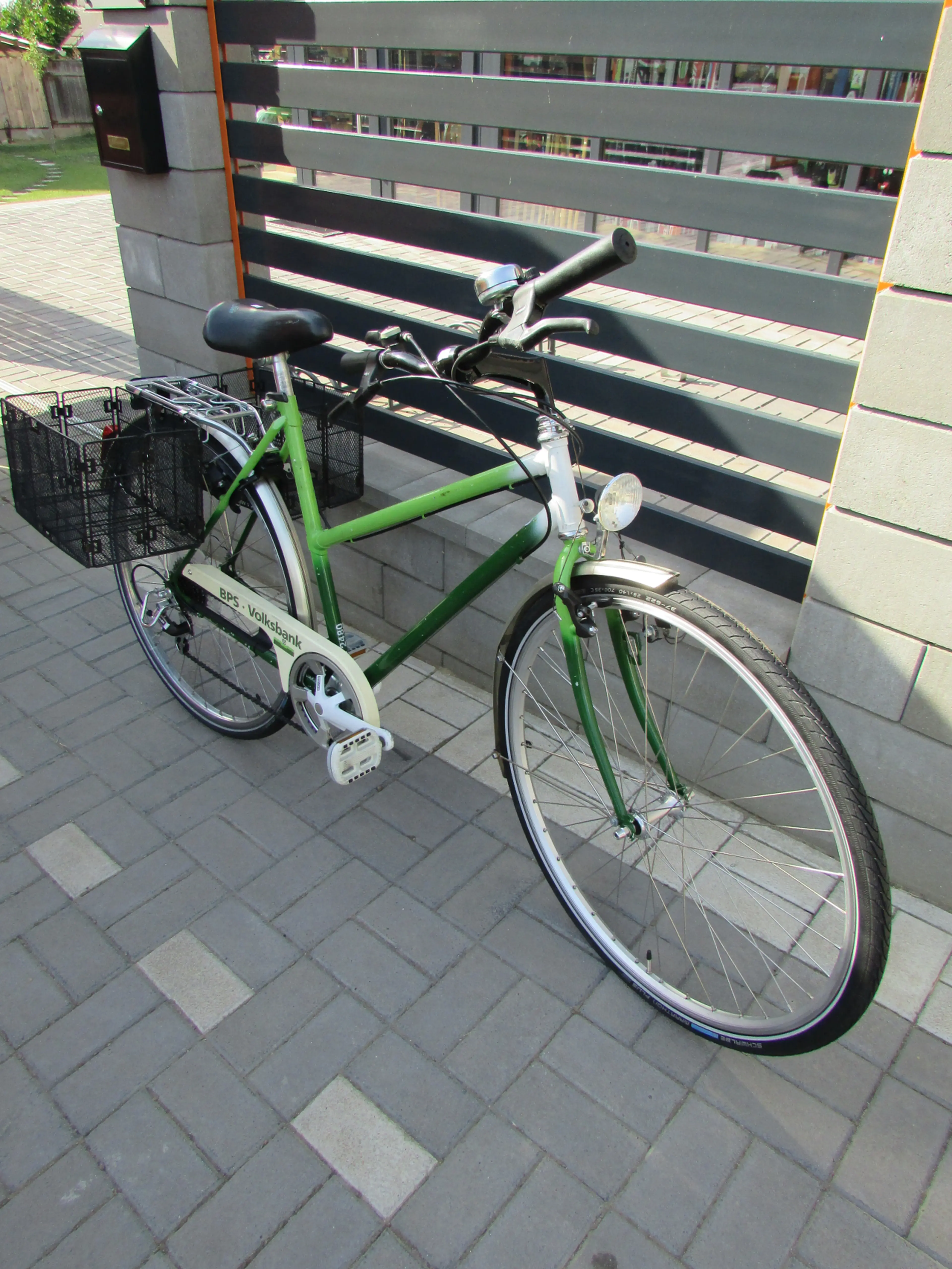 7. Bicicleta Volksbank 28"