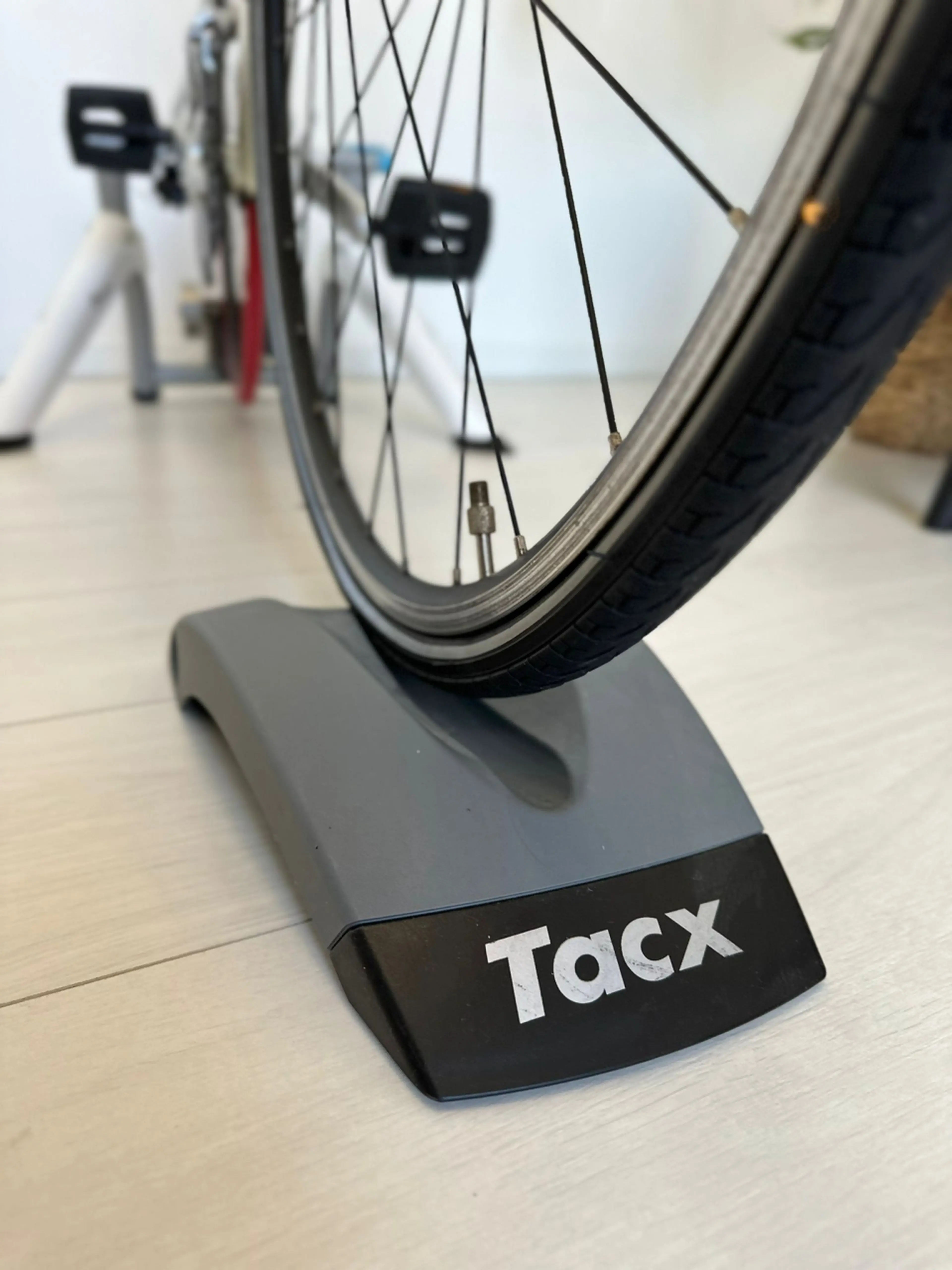 2. Home Tainer Flow Smart T2240, tacx