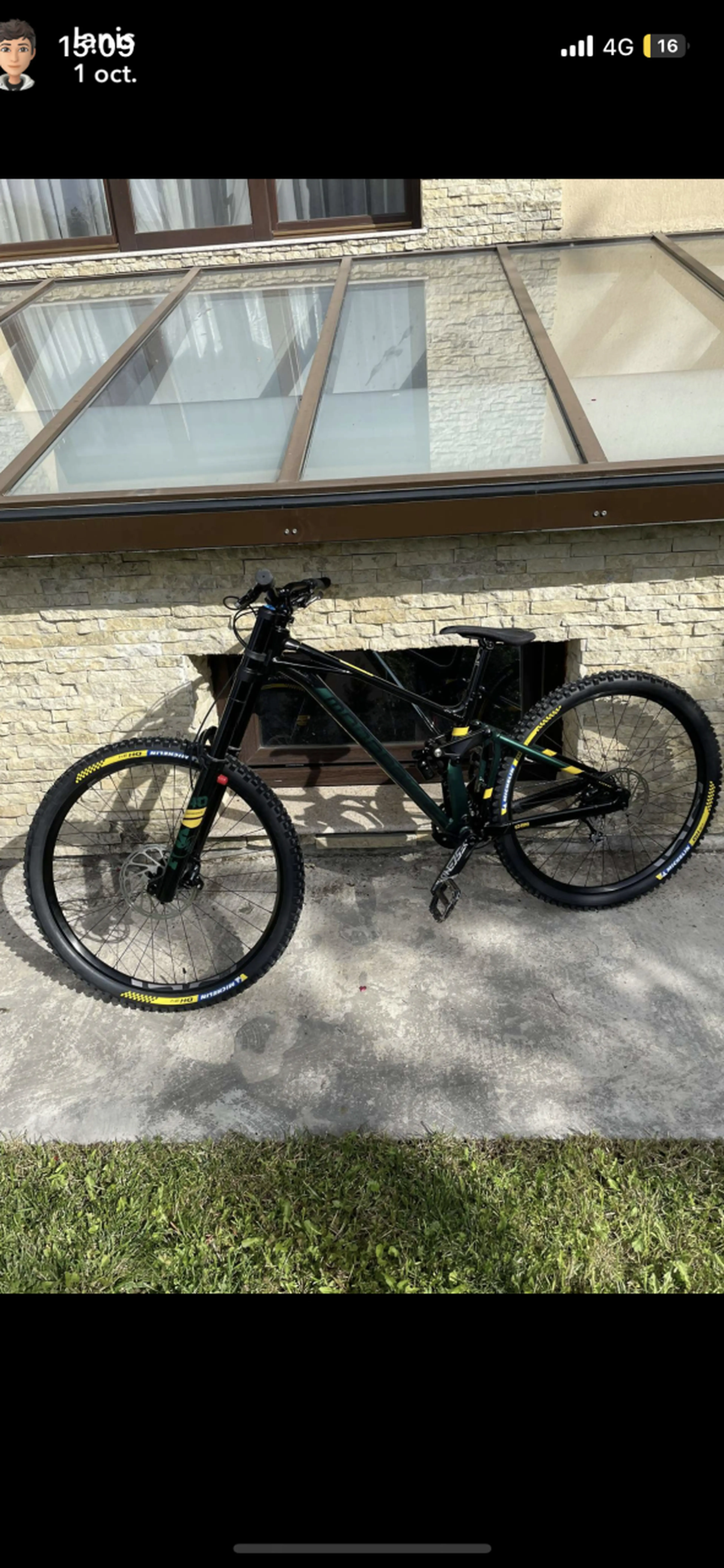 Image Vând bicicleta mondraker Summum r 2022 aproape nou