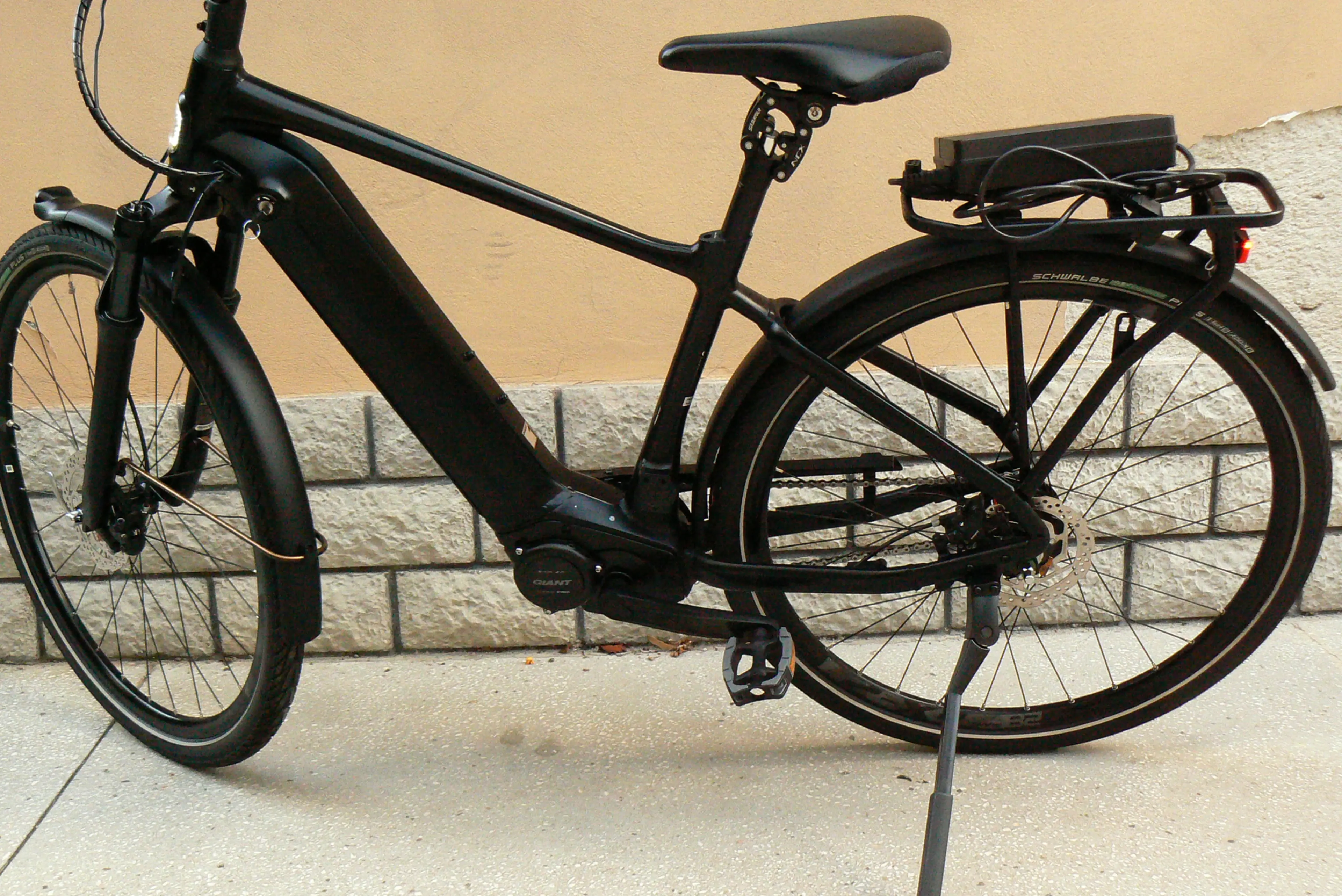 10. Bicicleta electrica Giant