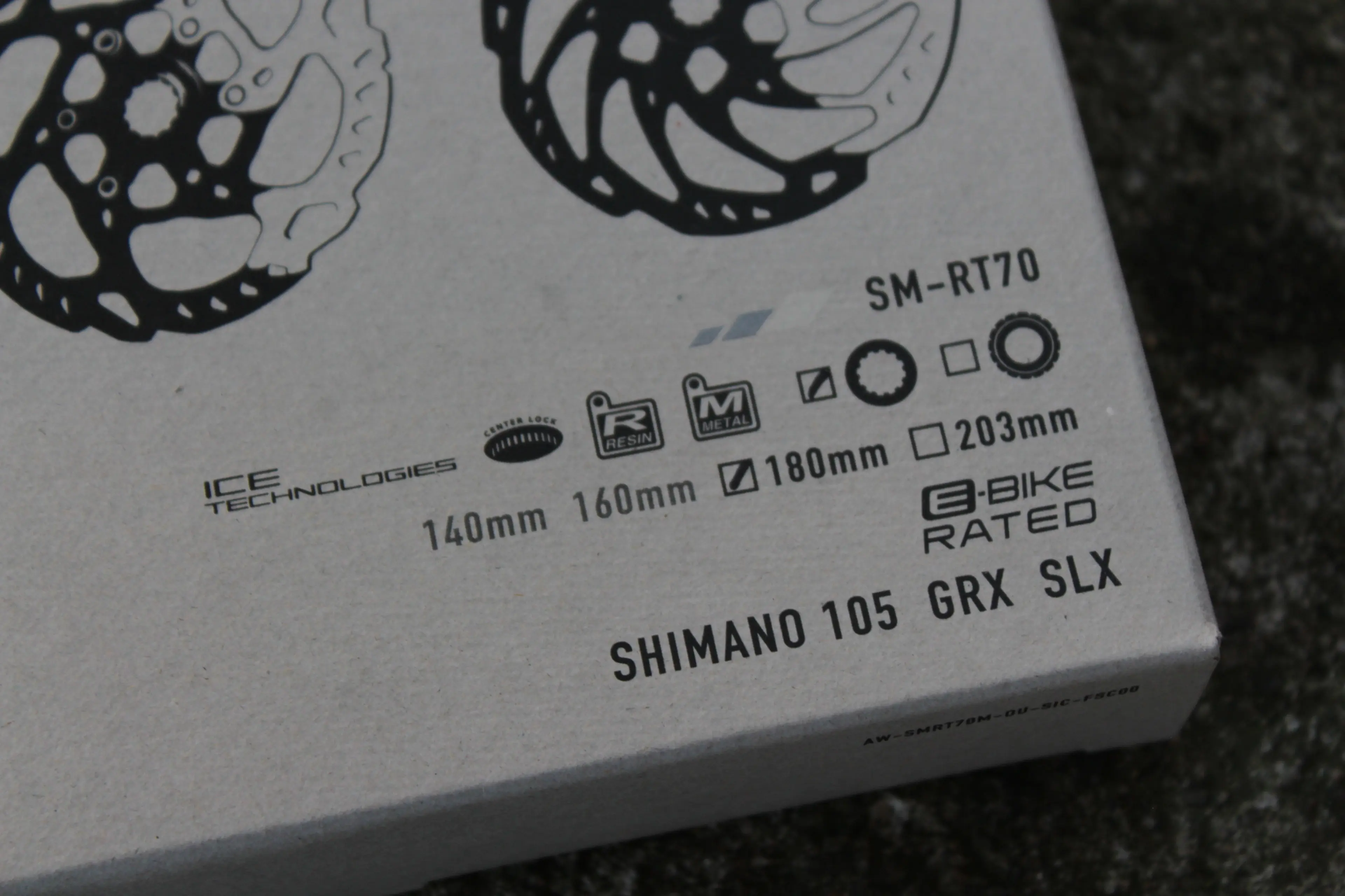 Image Shimano SM-RT70 SLX IceTech Centerlock intern - 180mm disc rotor