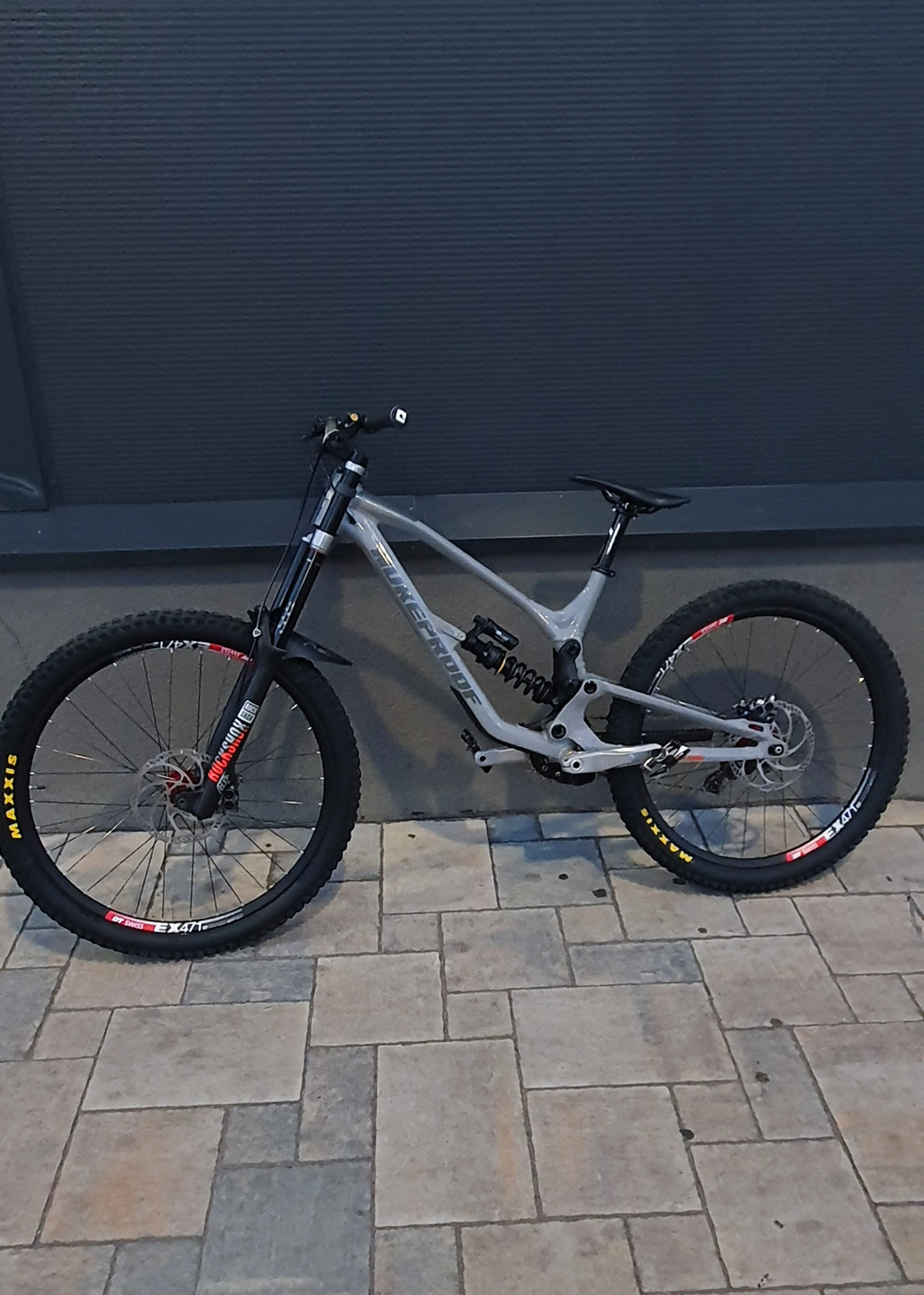 1. Nukeproof Dissent 275 Mullet