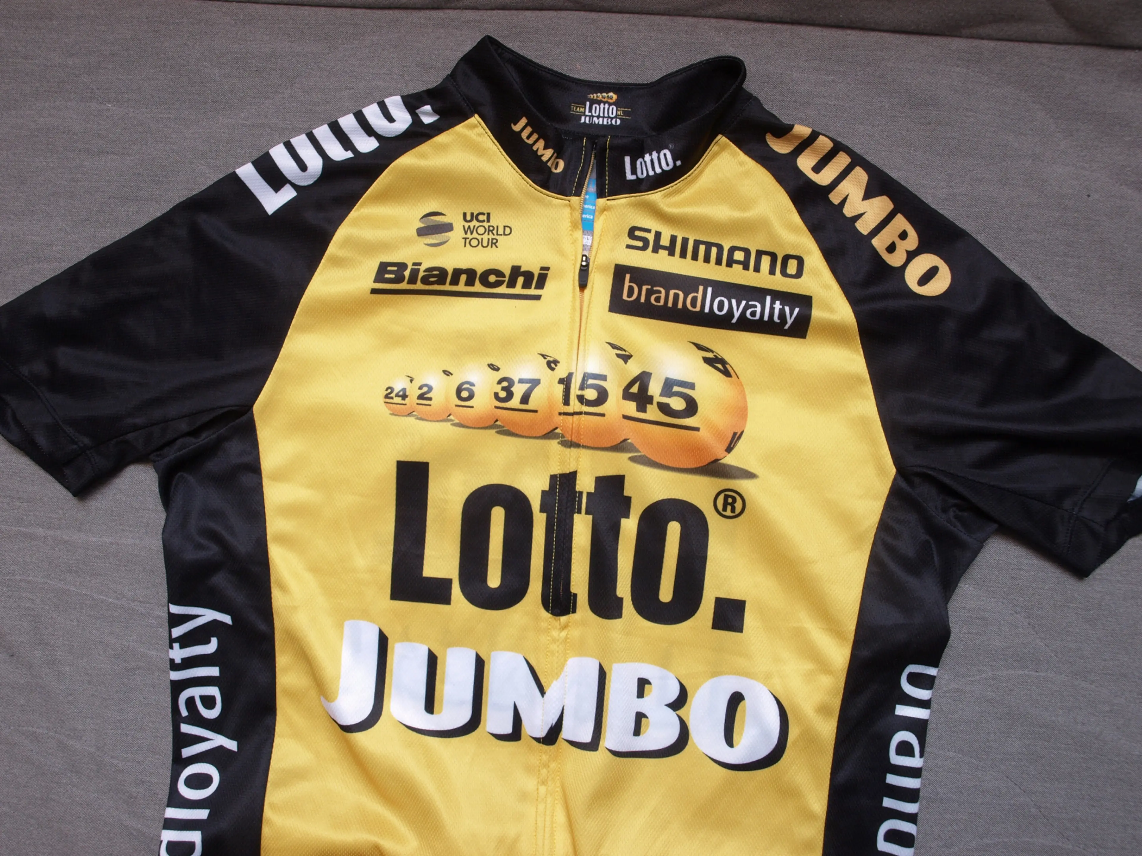 4. Tricou Shimano Lotto Jumbo XL