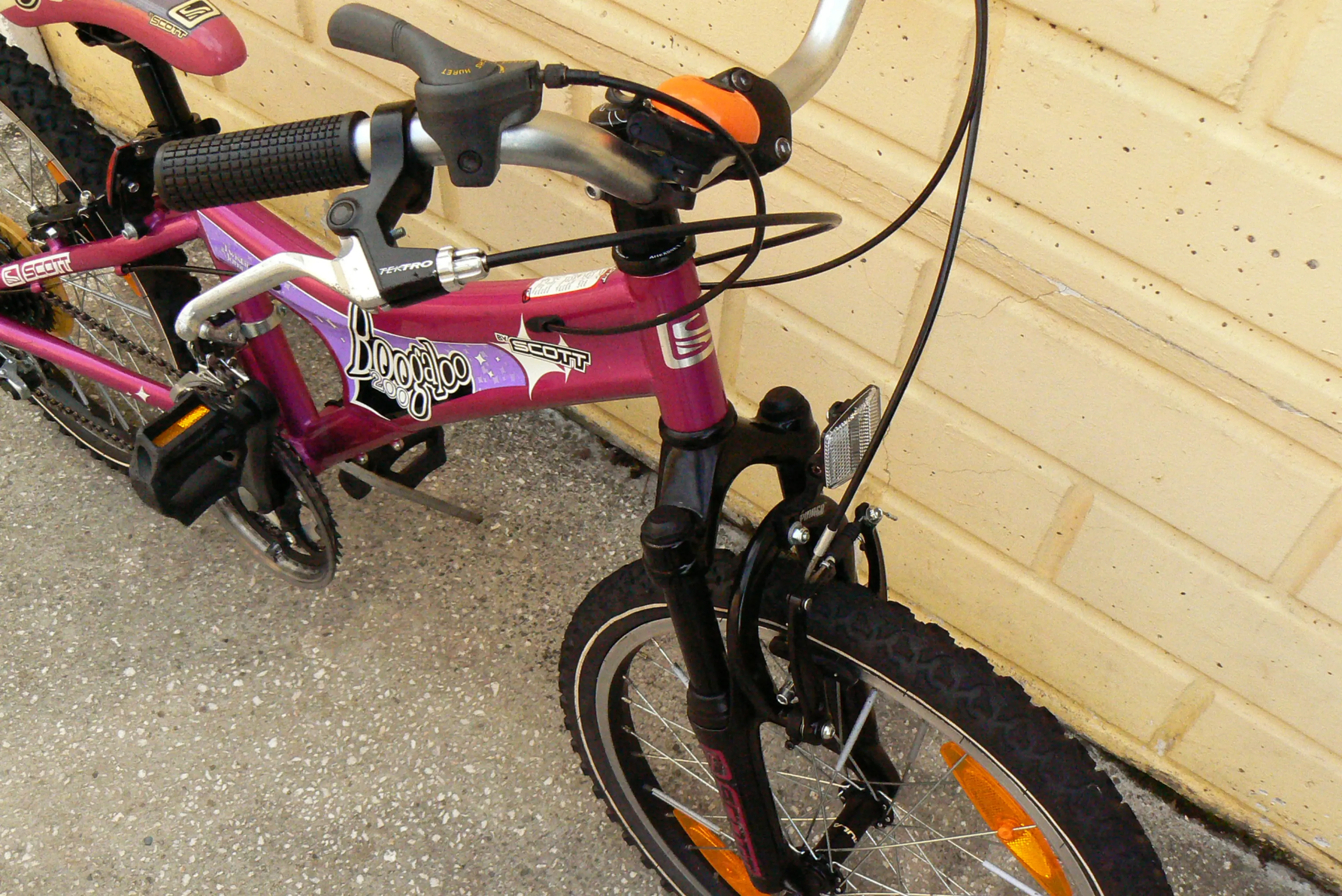 2. Bicicleta de copii Scott