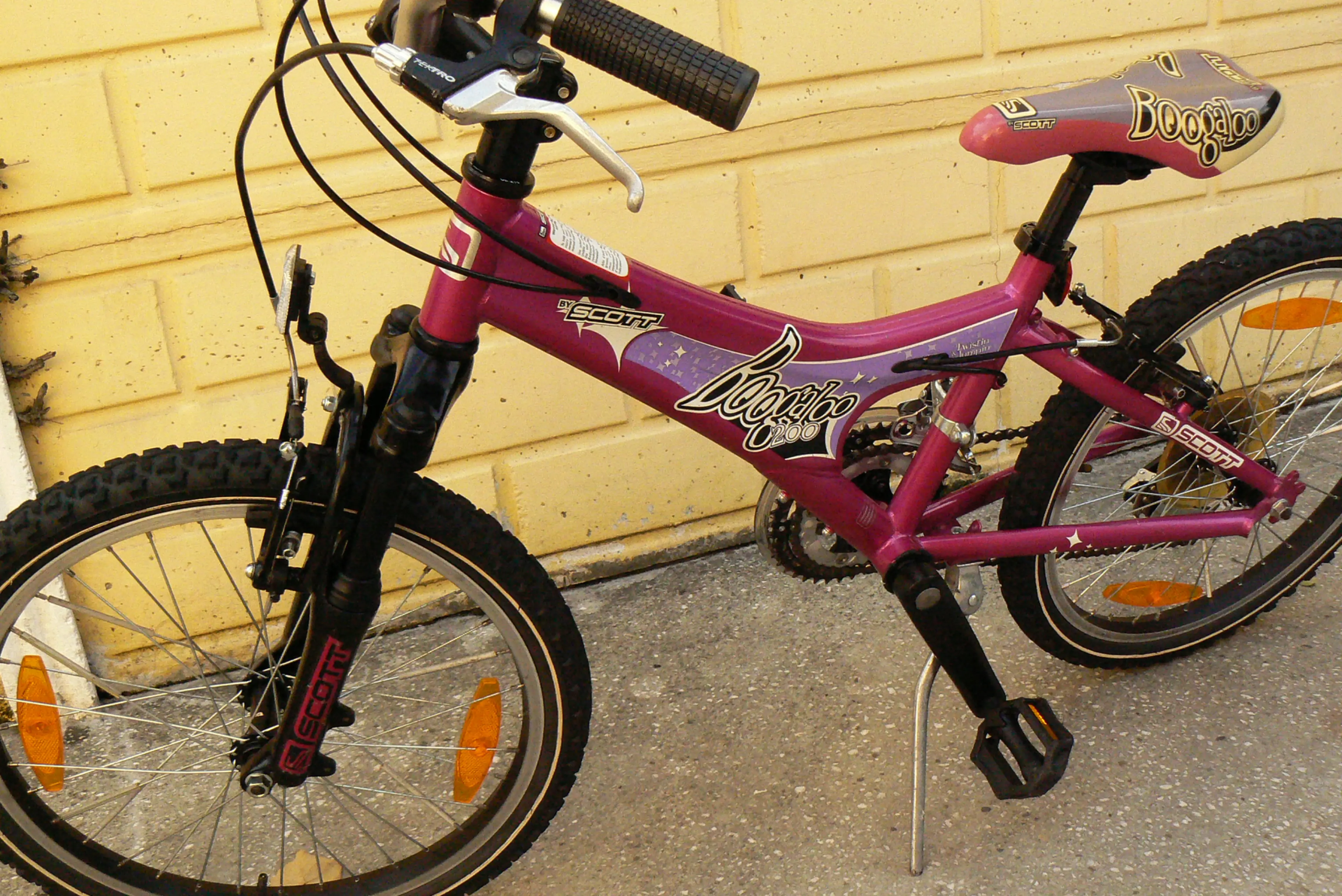 8. Bicicleta de copii Scott