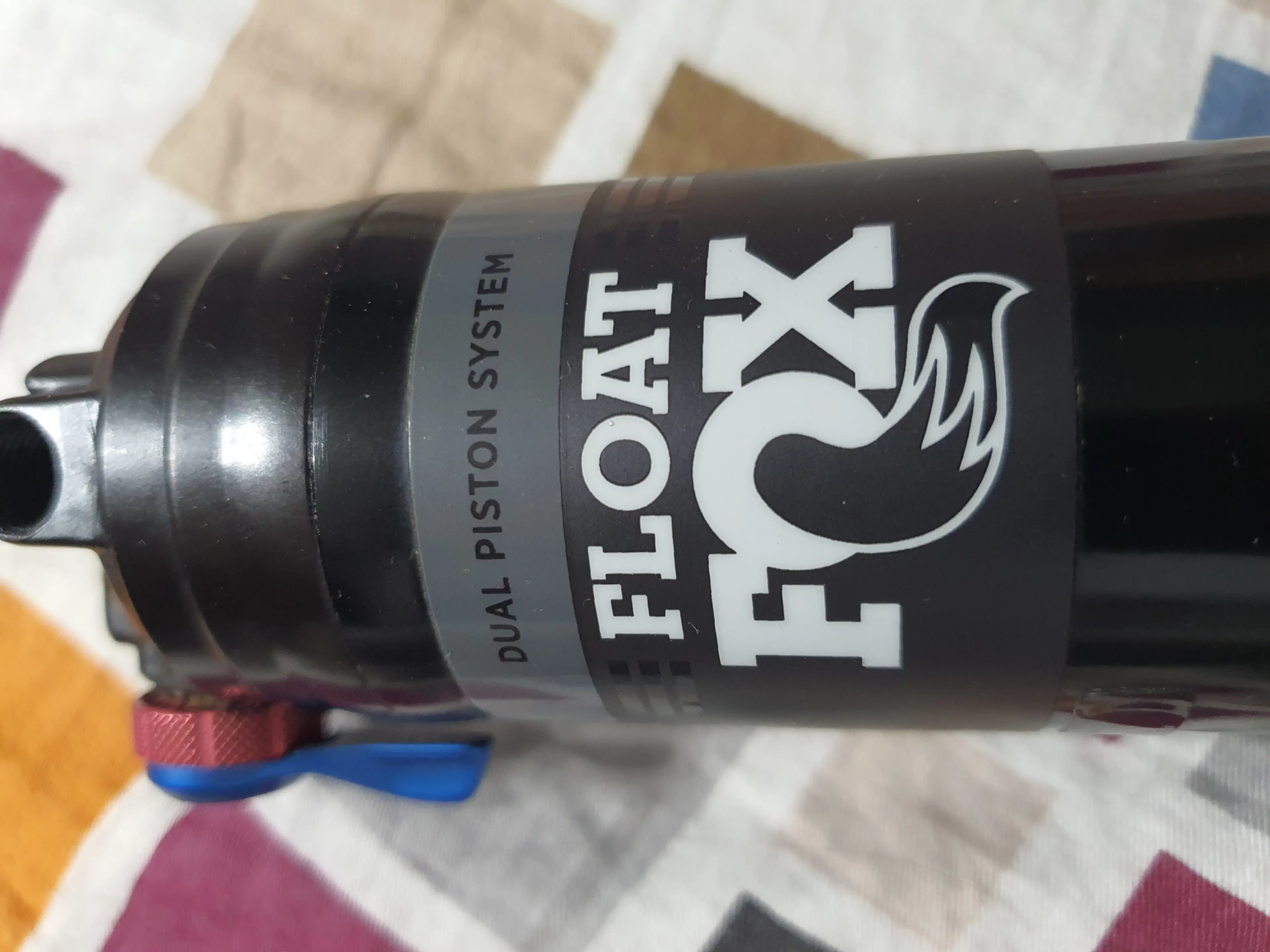 8. Amortizor fox EVOL - Extra Volume