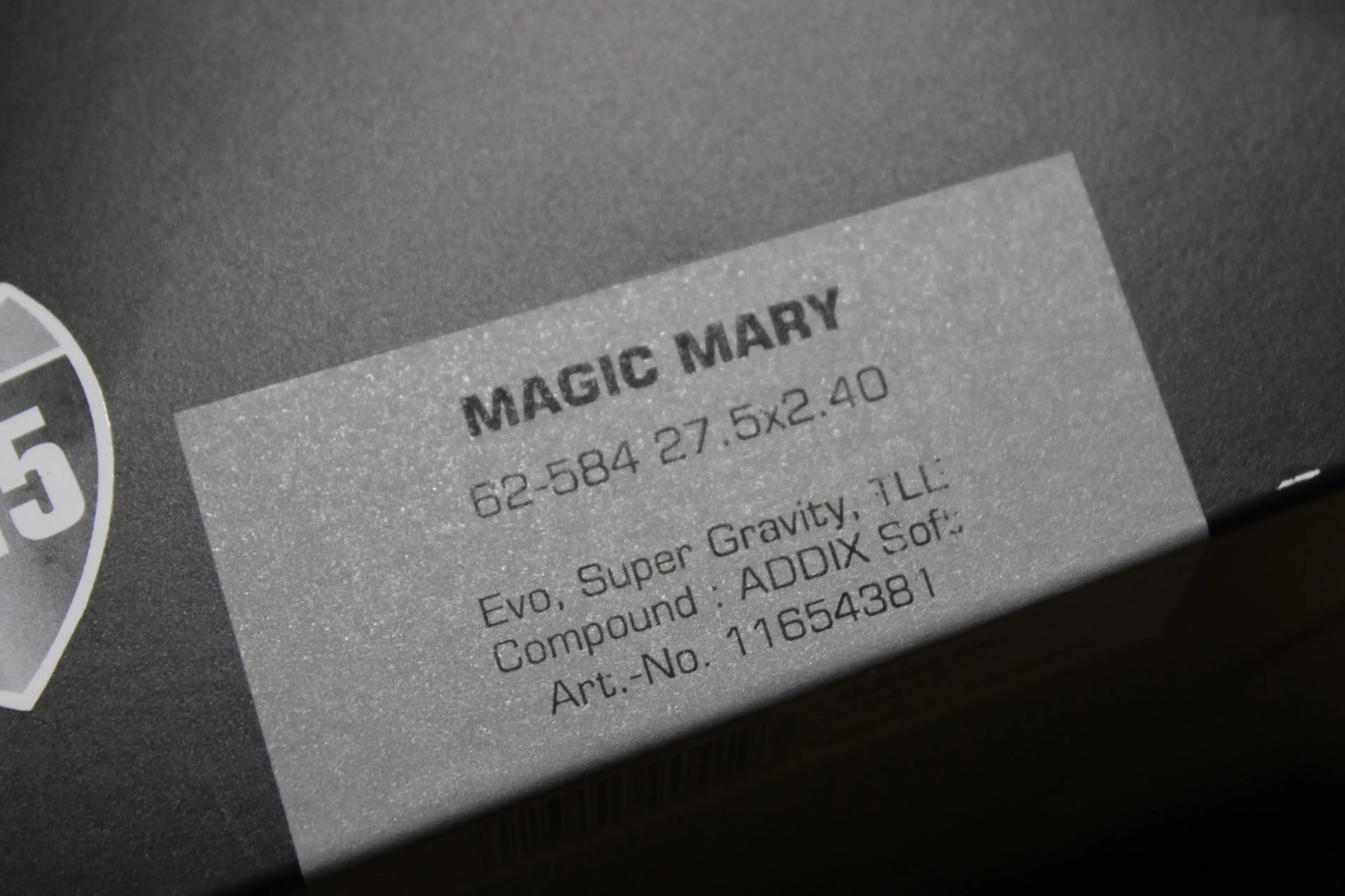 3. Schwalbe Magic Mary Evo 27.5x2.40 Bronze Addix Soft - Super Gravity DH TL-Easy