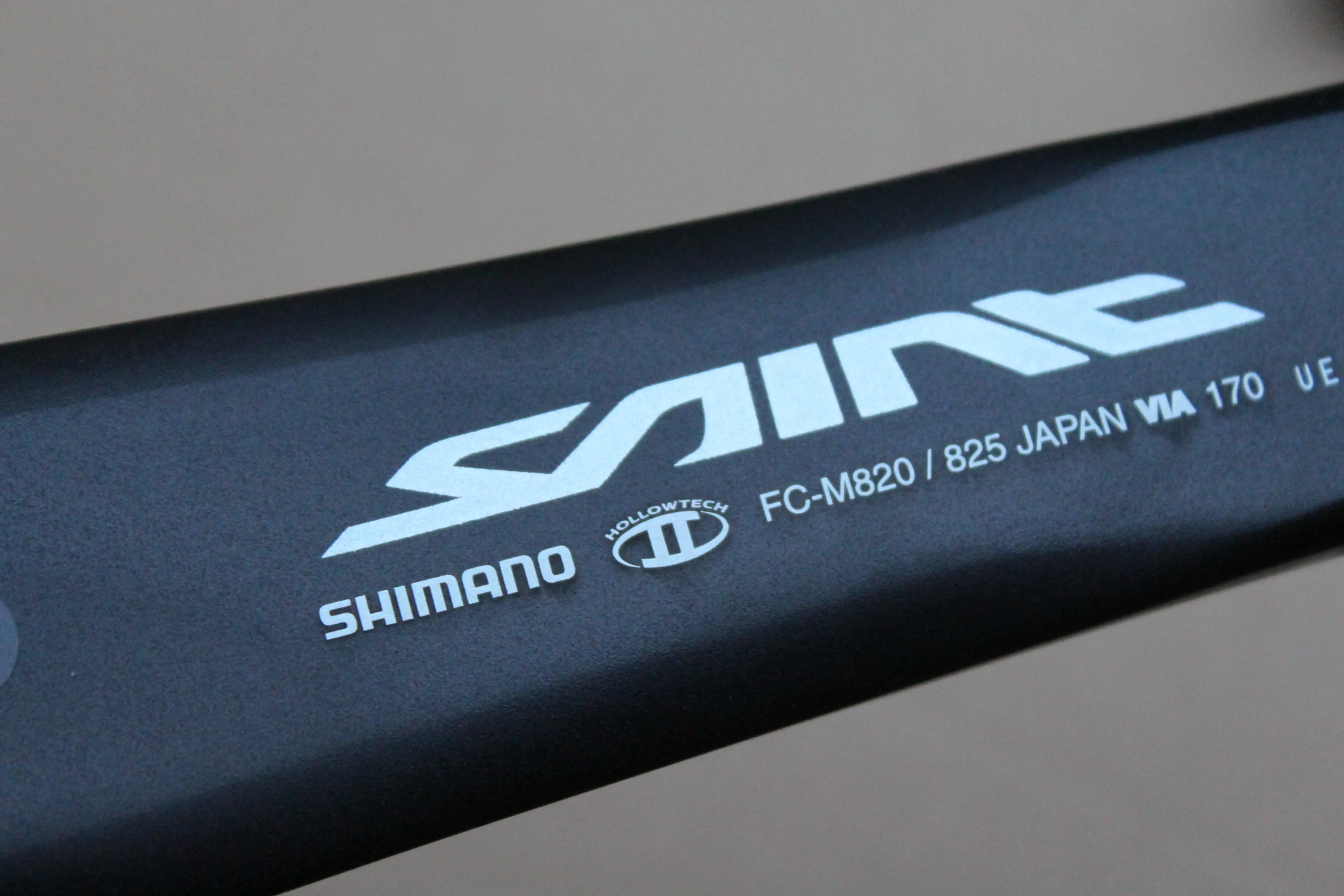 4. Shimano SAINT FC-M825 angrenaj 10-viteza - 170mm + monobloc 83mm