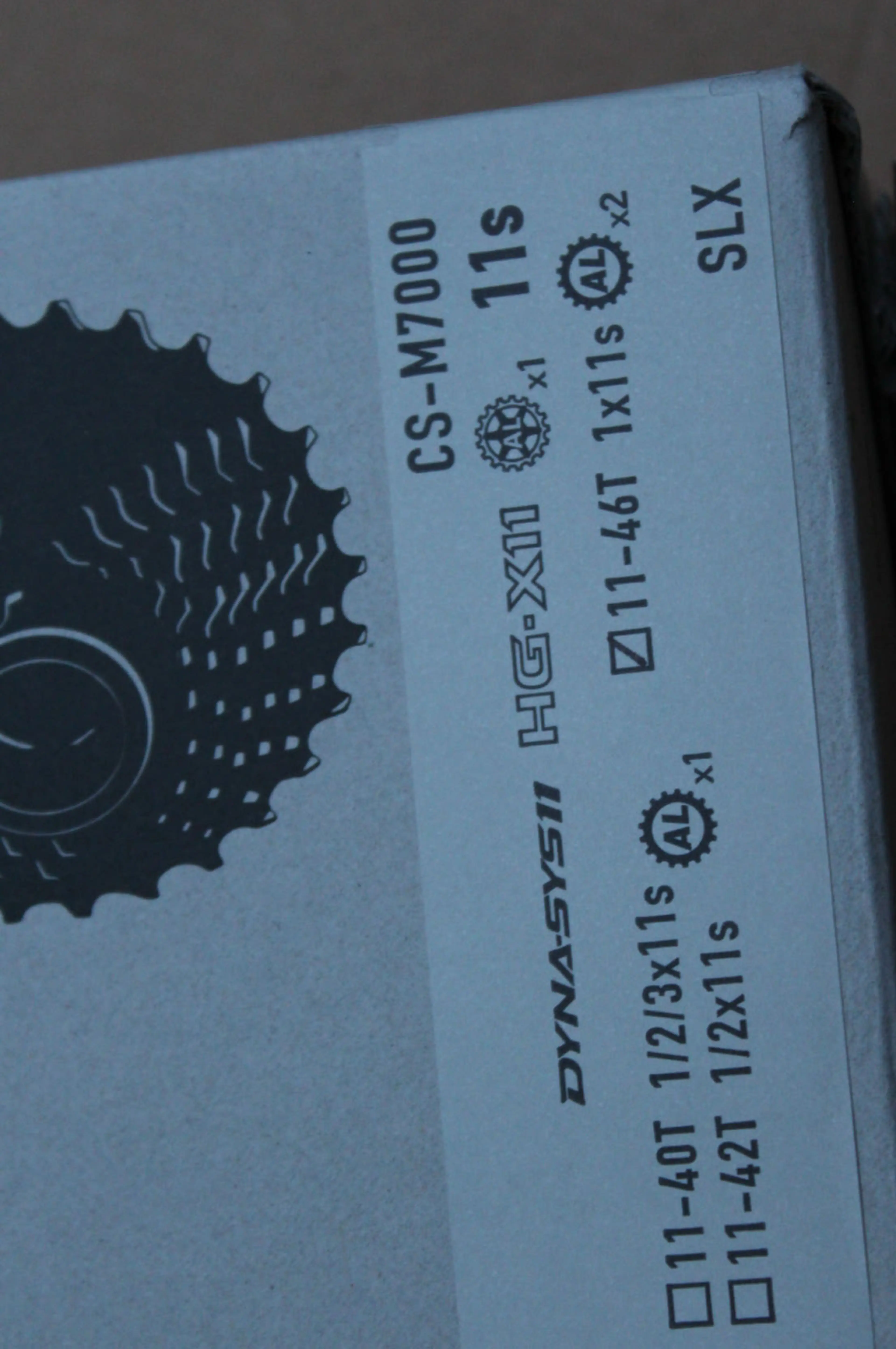5. Shimano SLX CS-M7000 11-46T 11vit. pinion caseta MTB