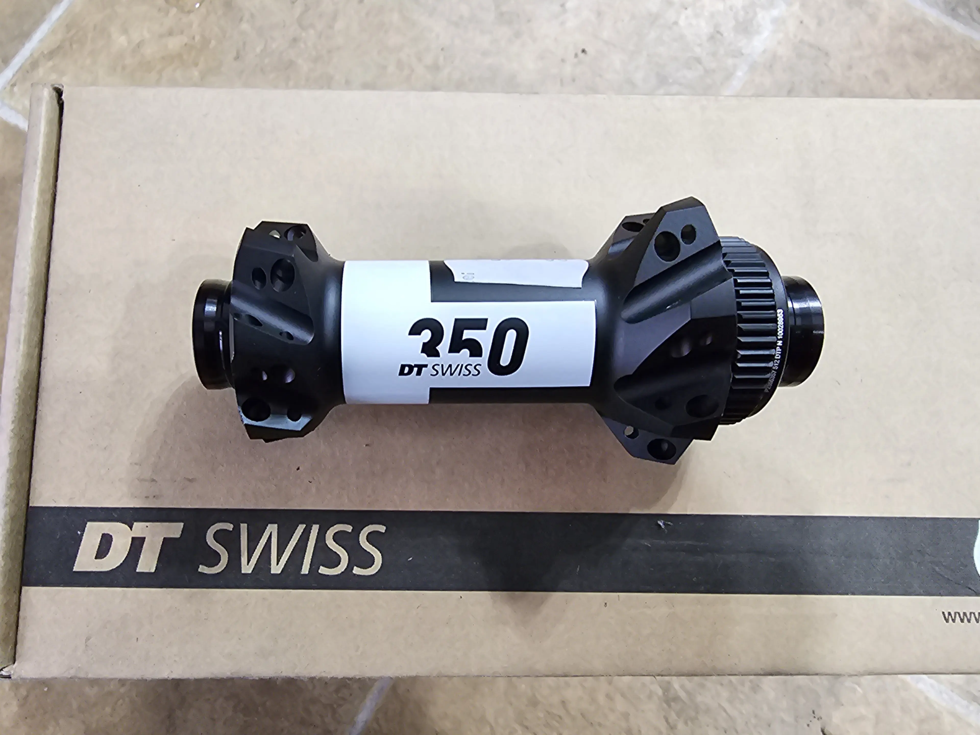 Image Dt swiss 350 disc boost