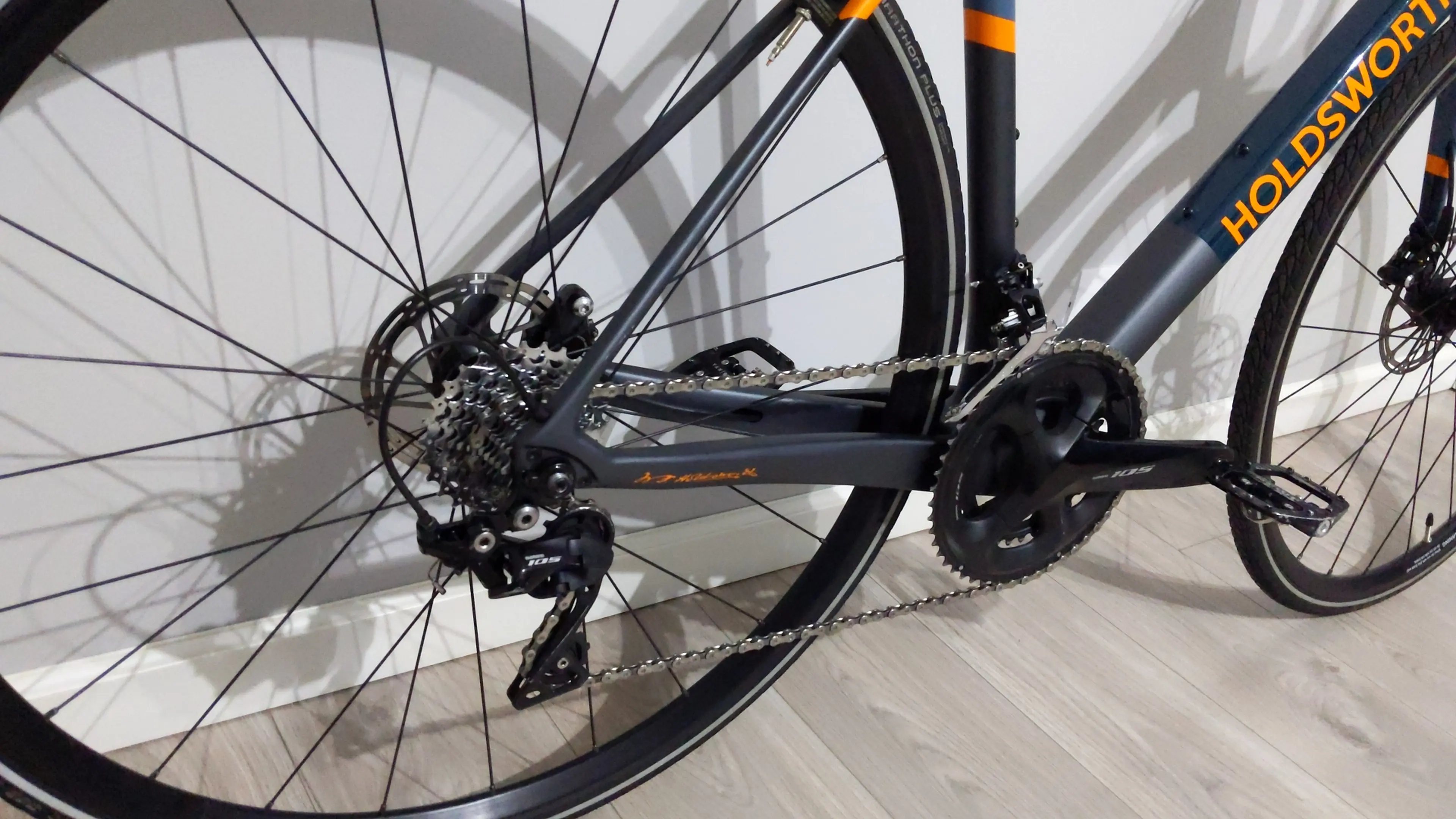 2. Bicicleta sosea/cursiera Holdsworth Corsa carbon