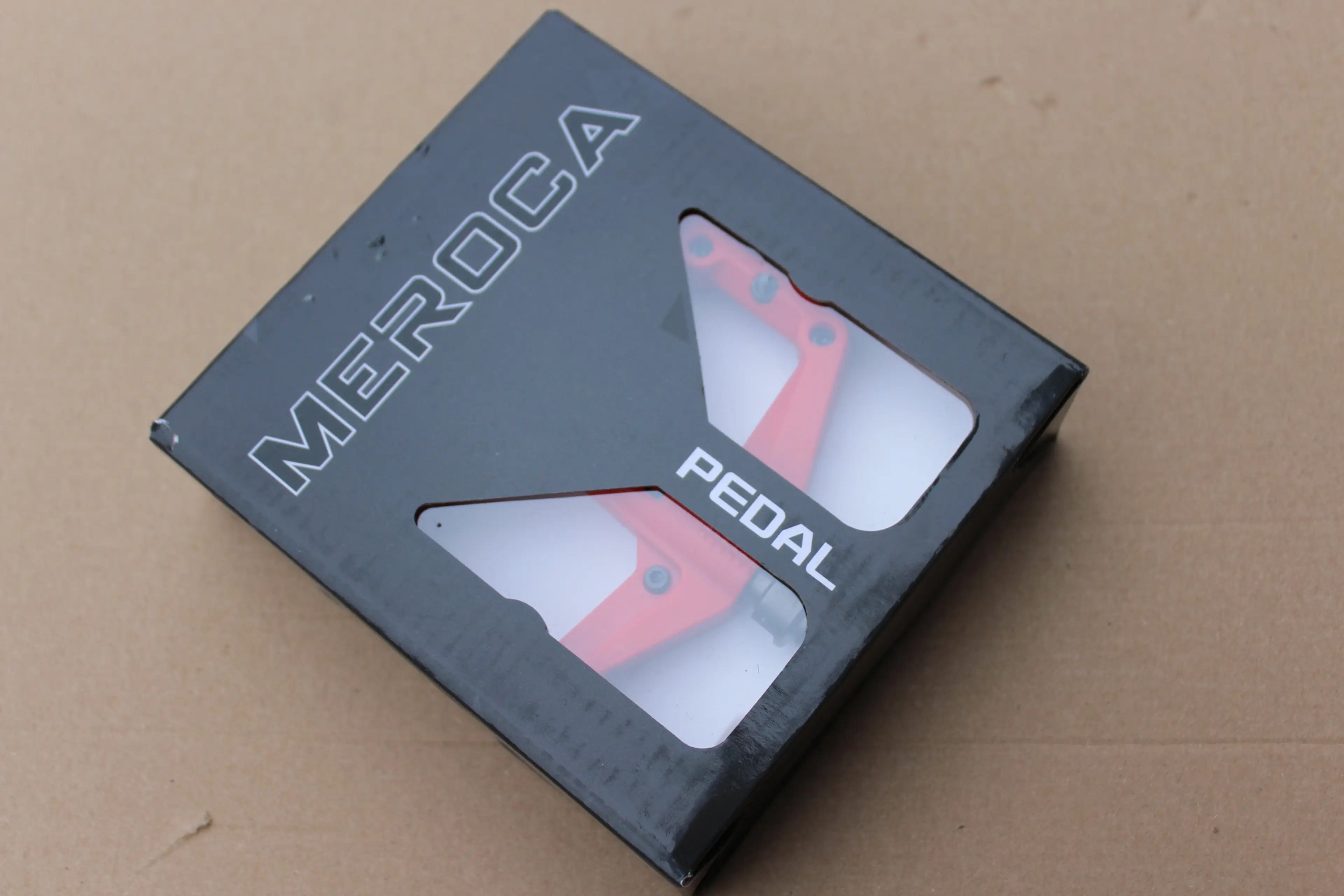 Image Meroca Slim - Nylon Flat Pedal - Rosu