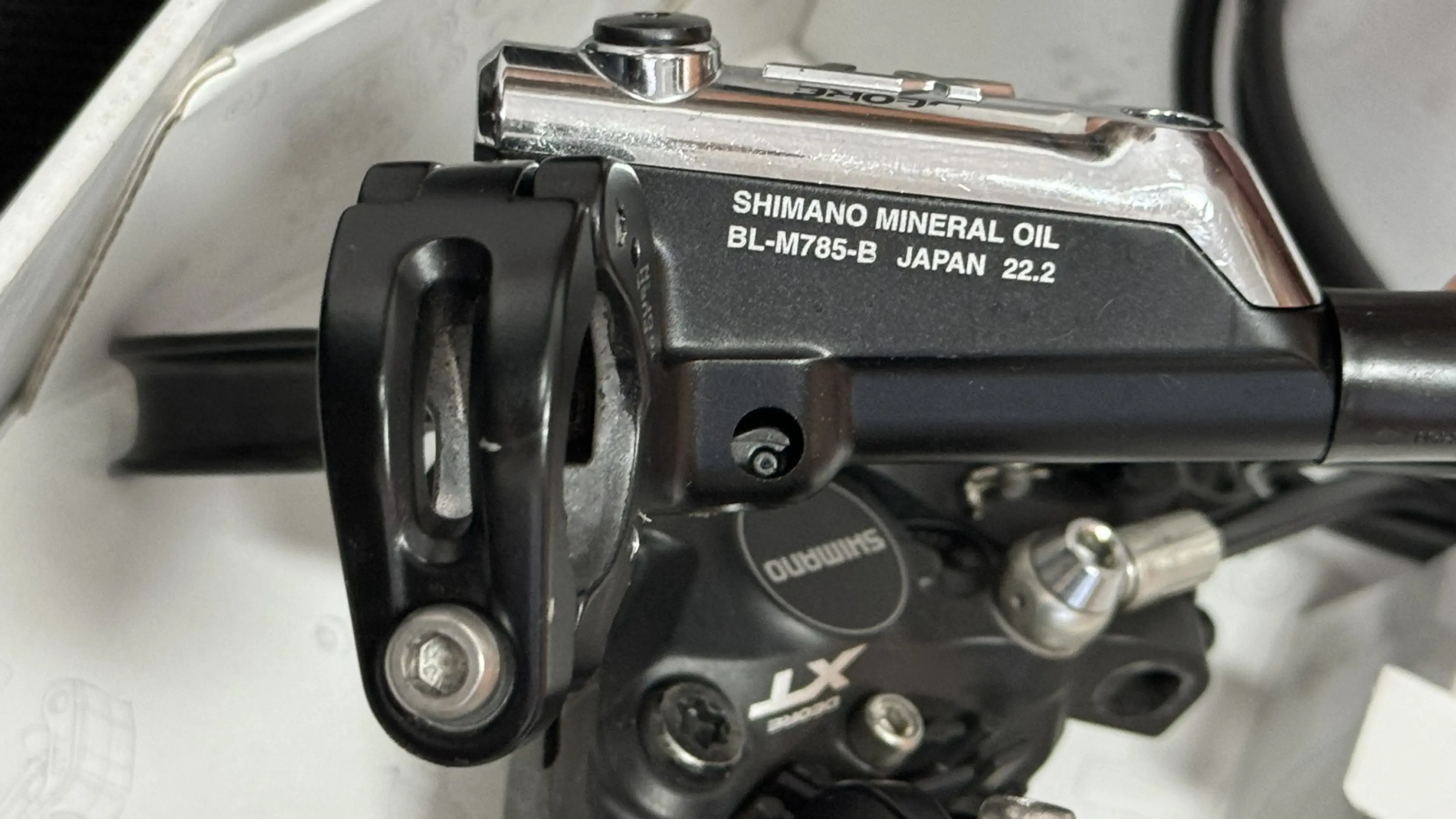 3. Set frane hidraulice Shimano M785