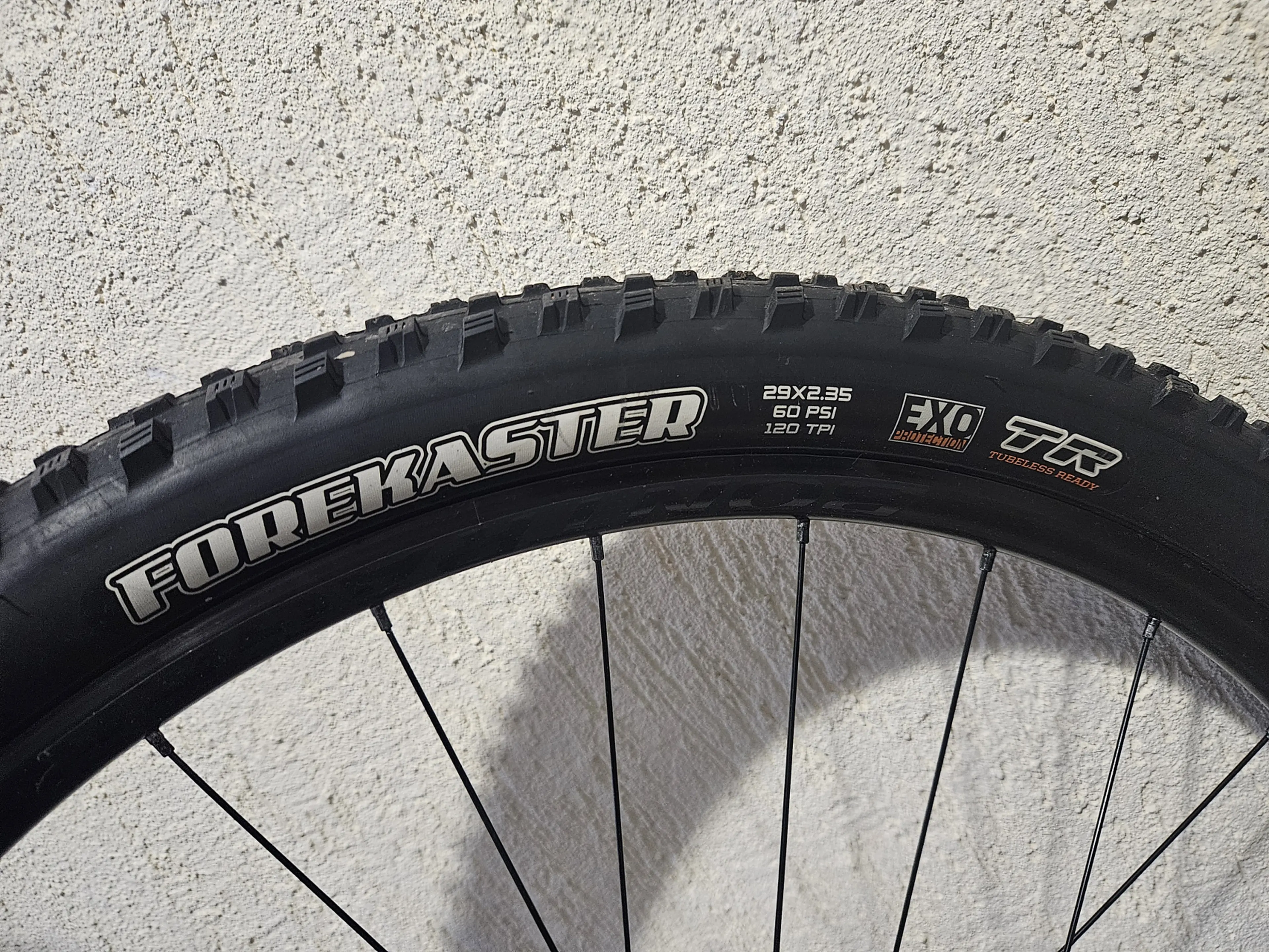 3. Maxxis Forekaster TR EXO Dual 120 | 29 x 2.35 inch