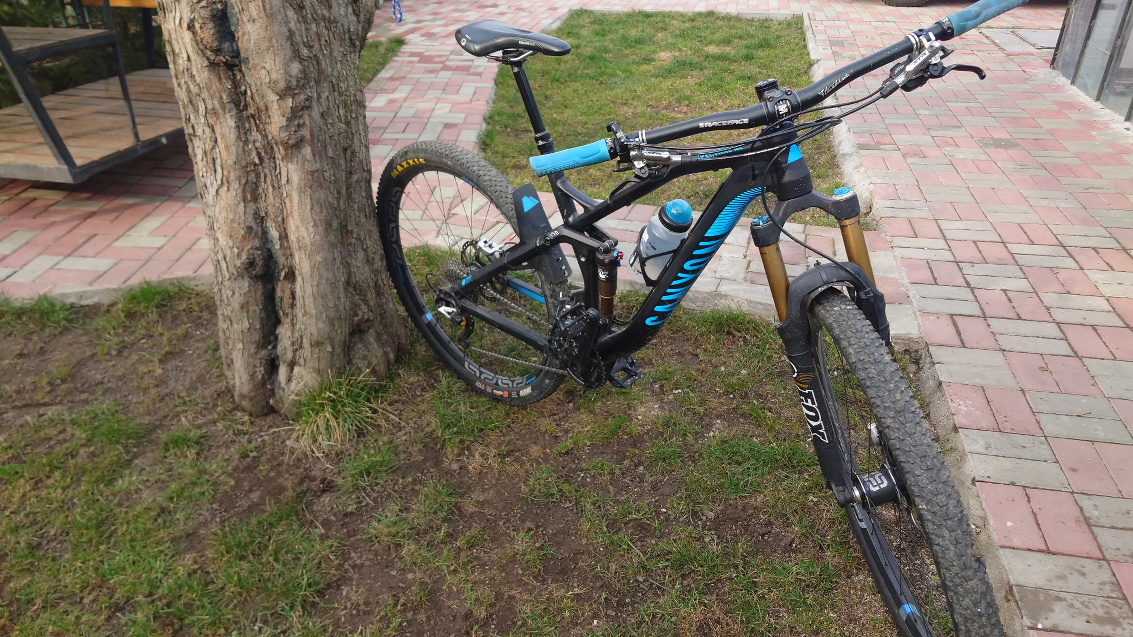 1. Vand MTB Canyon Spectral
