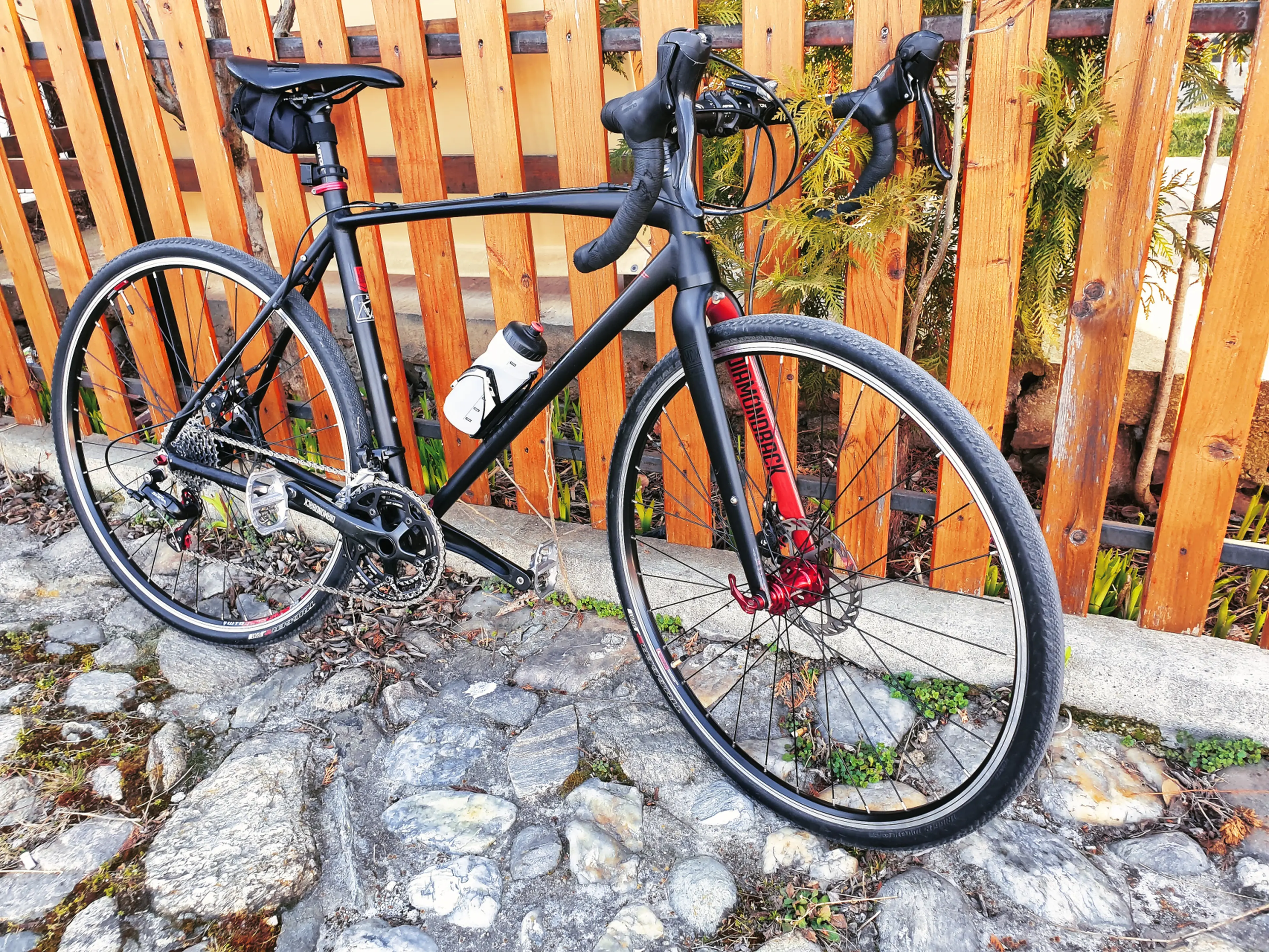 2. Bicicleta Gravel / Ciclocros Diamondback 53 cm Furca carbon