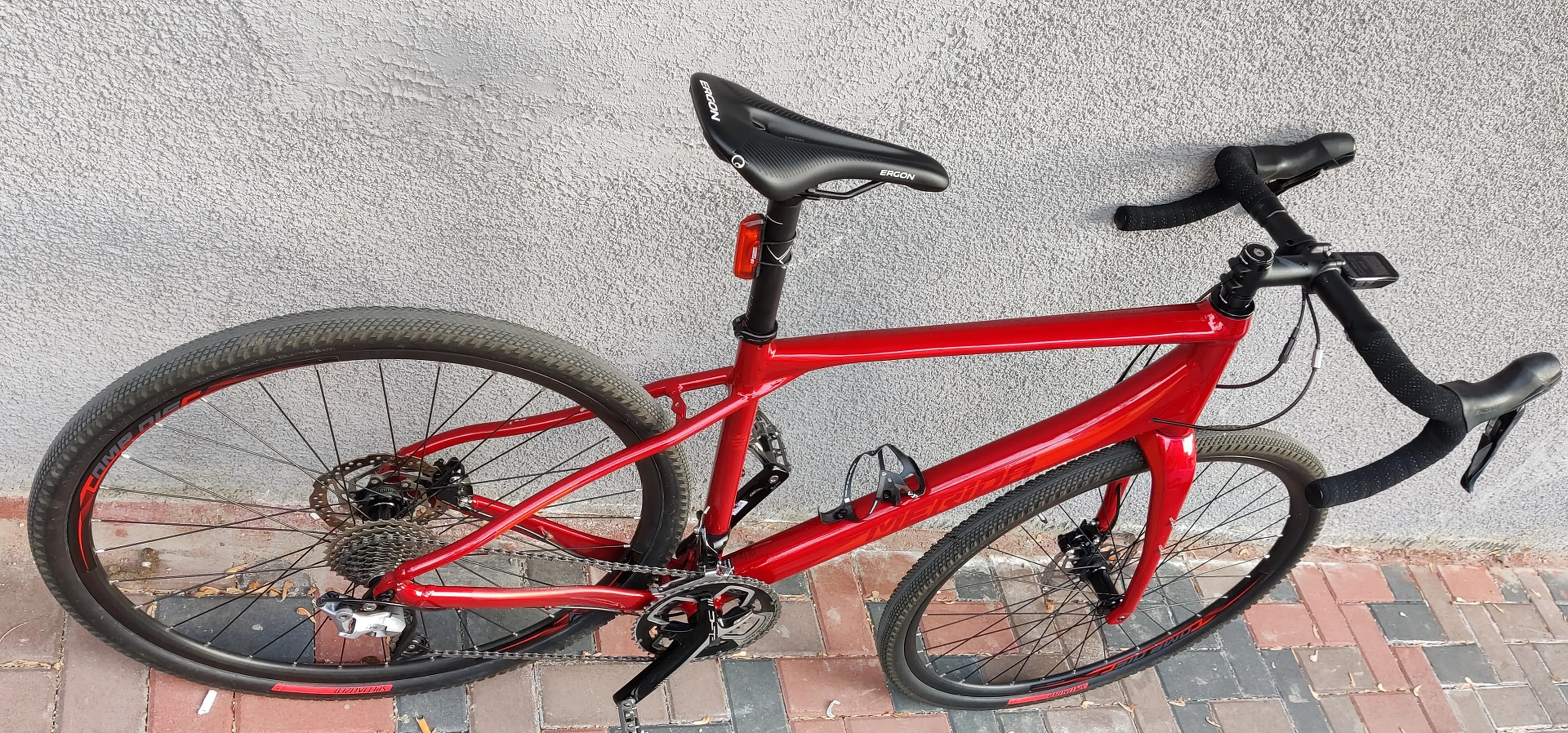 4. Bicicleta gravel Merida Silex 400 (M)
