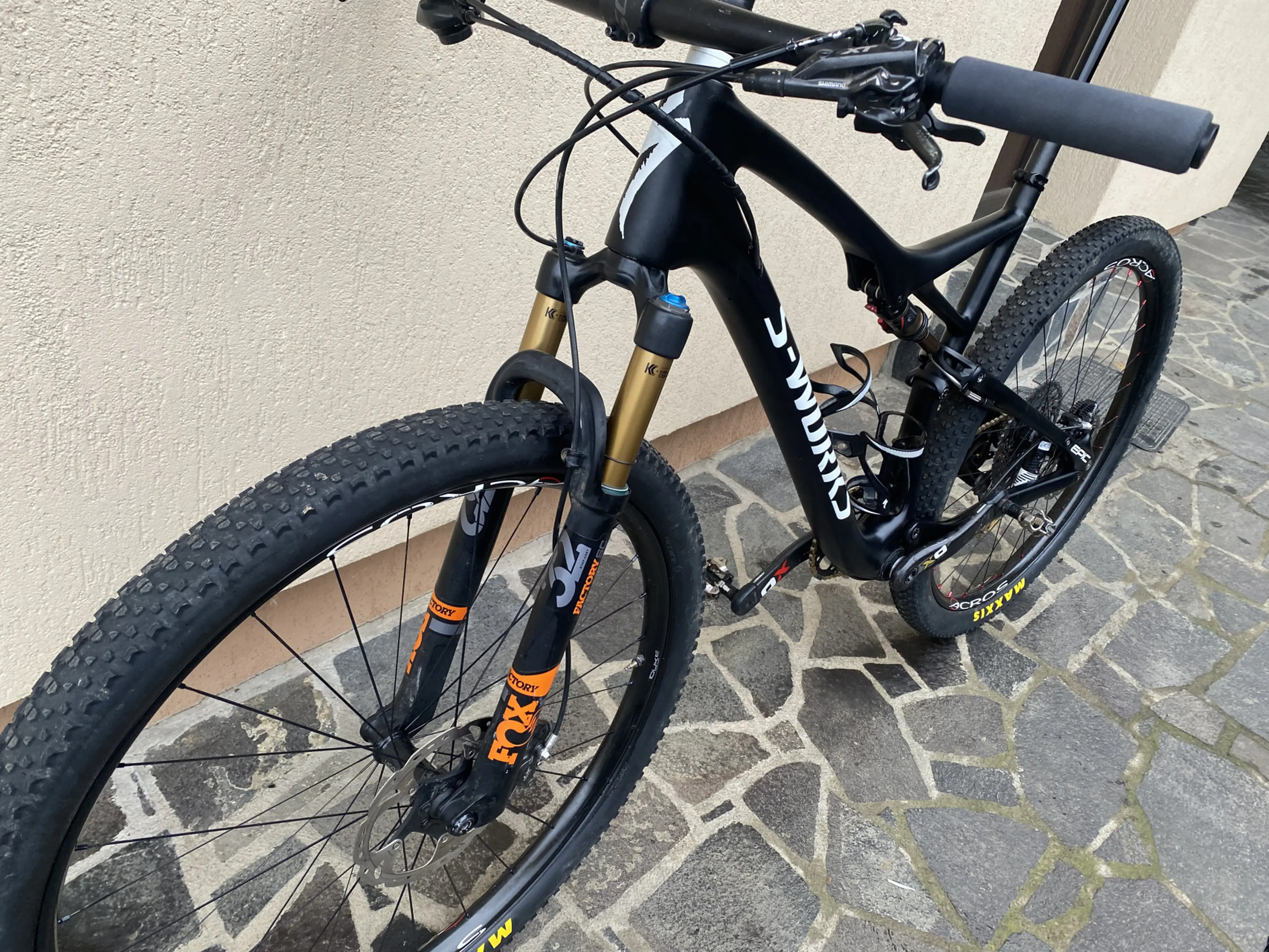 4. Bicicleta MTB S-WORKS epic, full carbon, full suspension