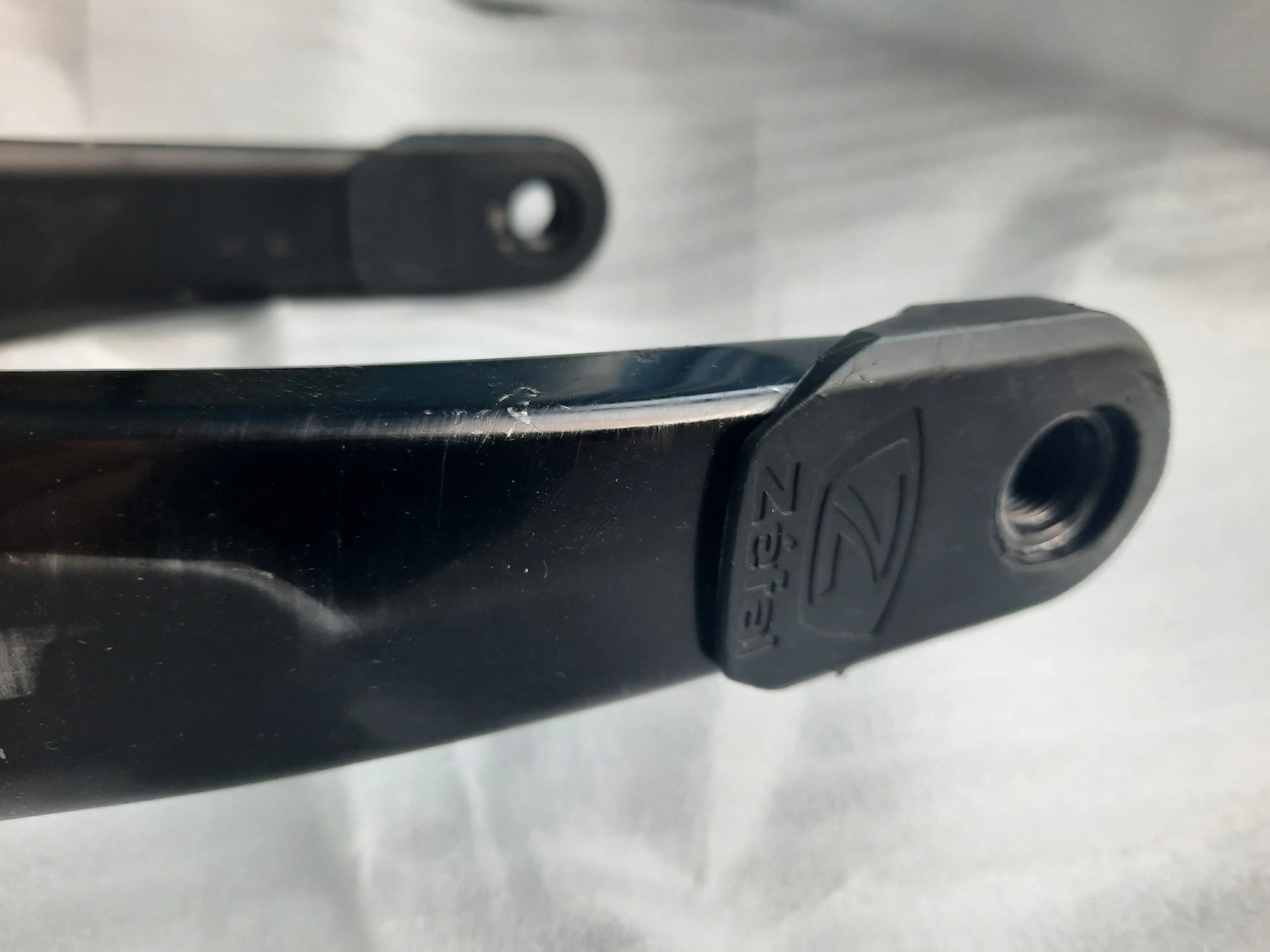 5. Pedalier angrenaj Shimano XT m8000 1x11 2x11 175mm