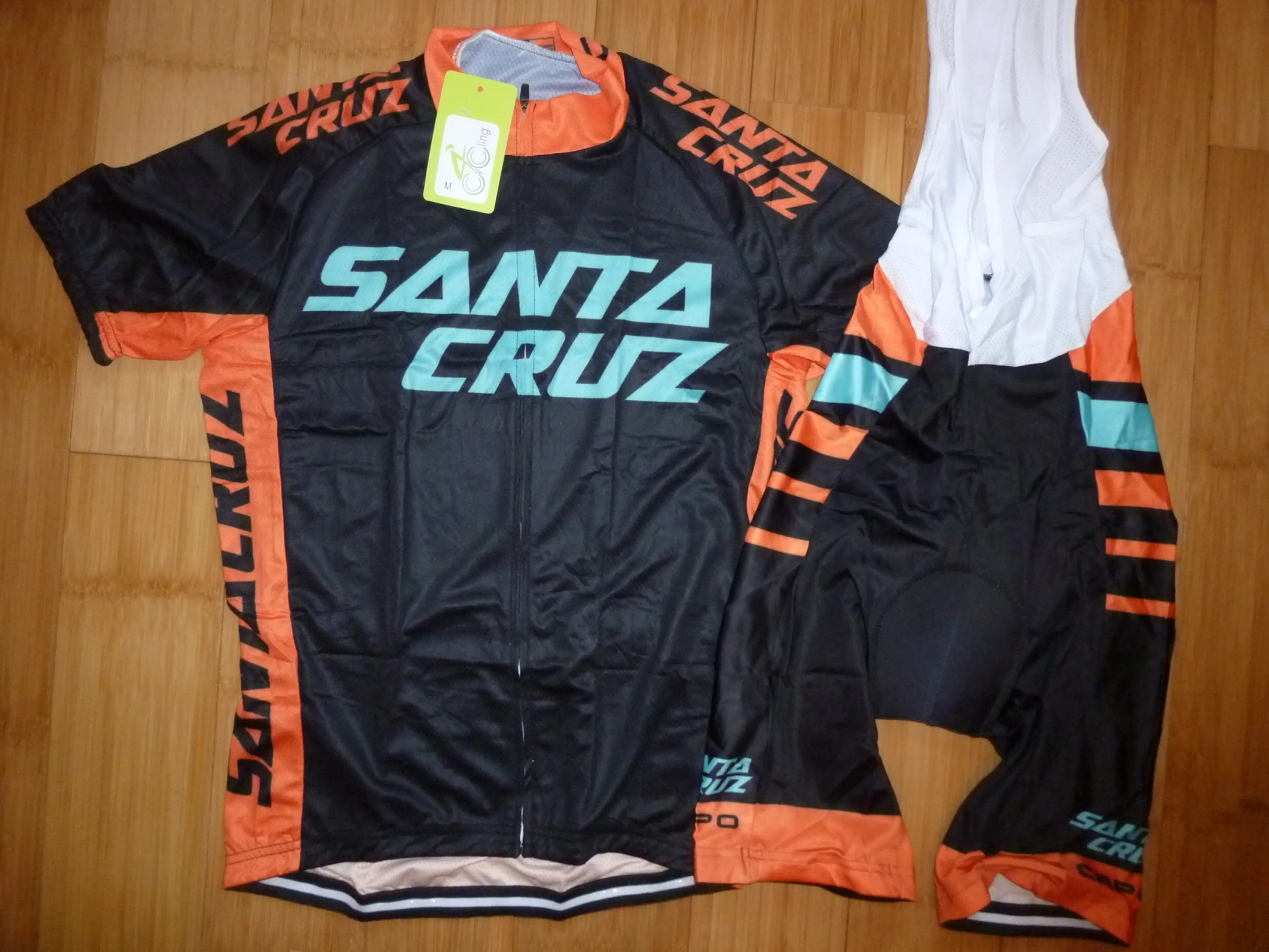 1. Echipament ciclism Santa Cruz set pantaloni tricou