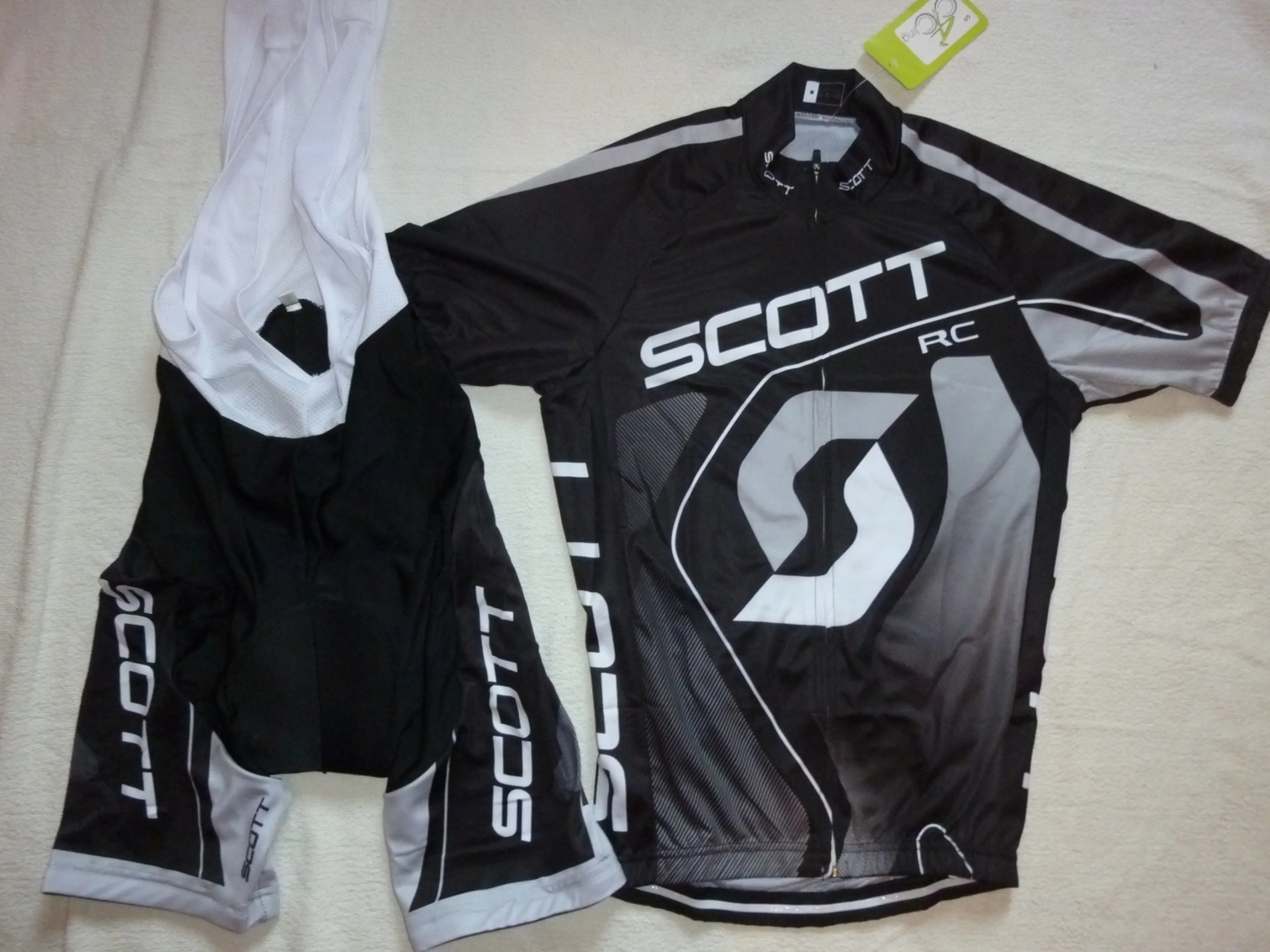 Image Costum ciclism replica SCOTT negru-alb set tricou si pantaloni cu bretele