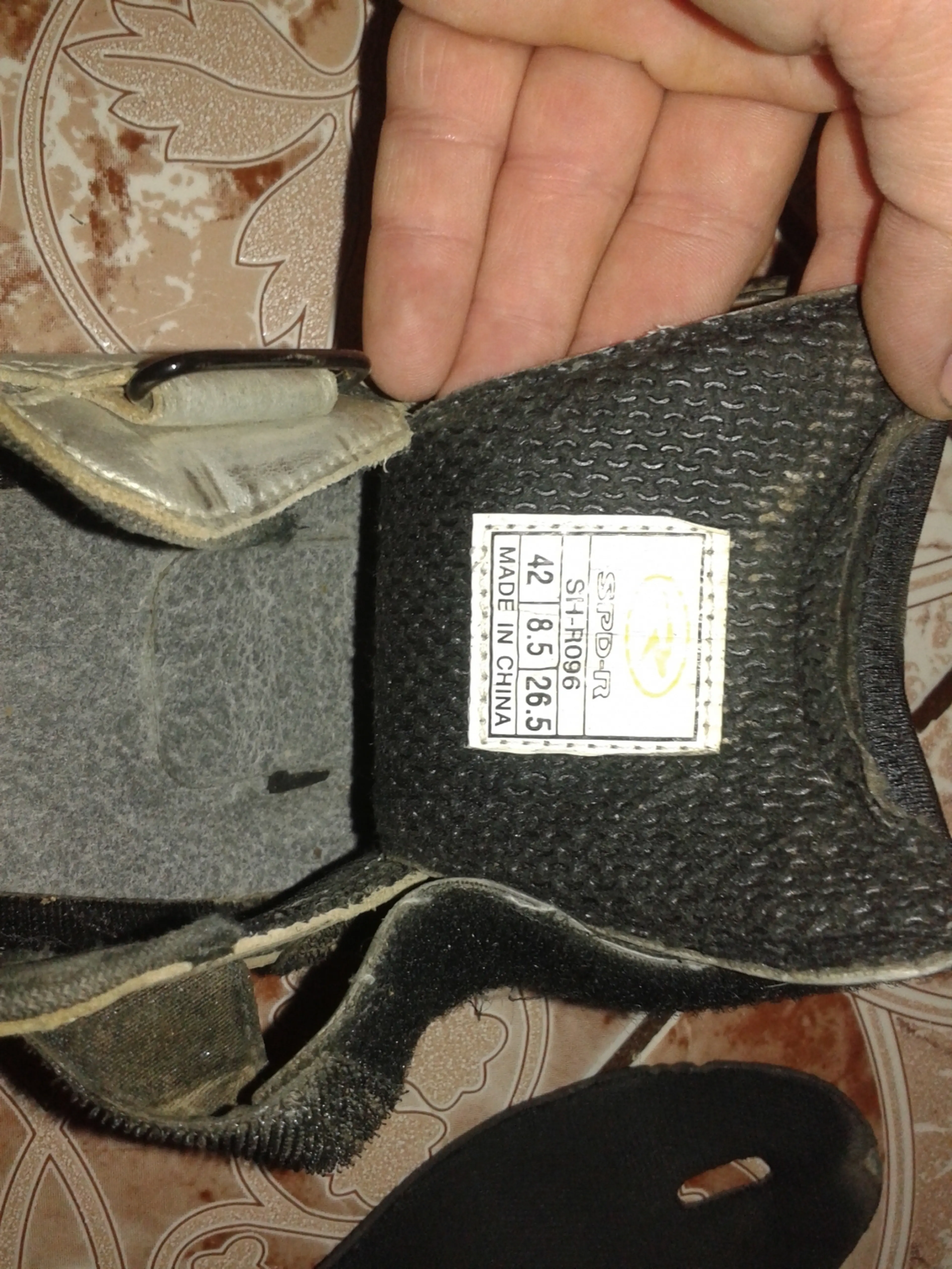 5. Pantof Shimano marime 42/26.5cm