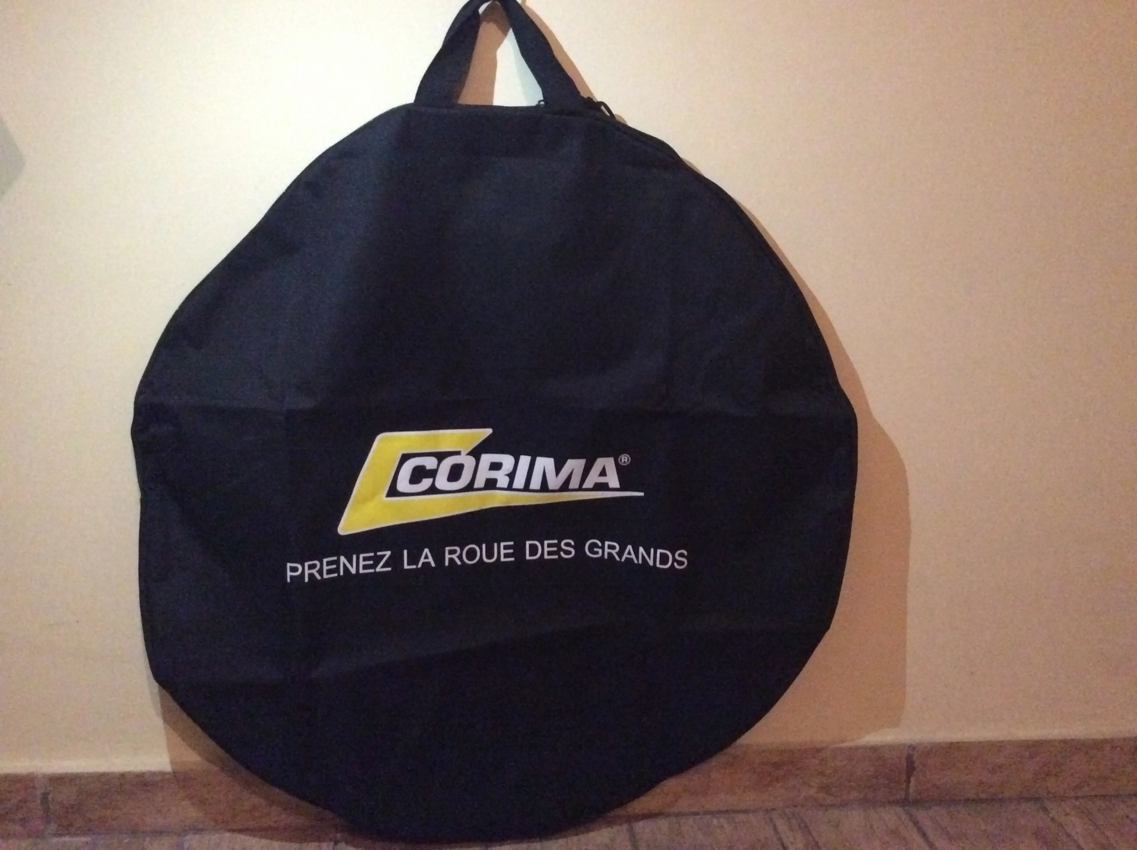 1. Husă roată Corima (Wheel-bag)