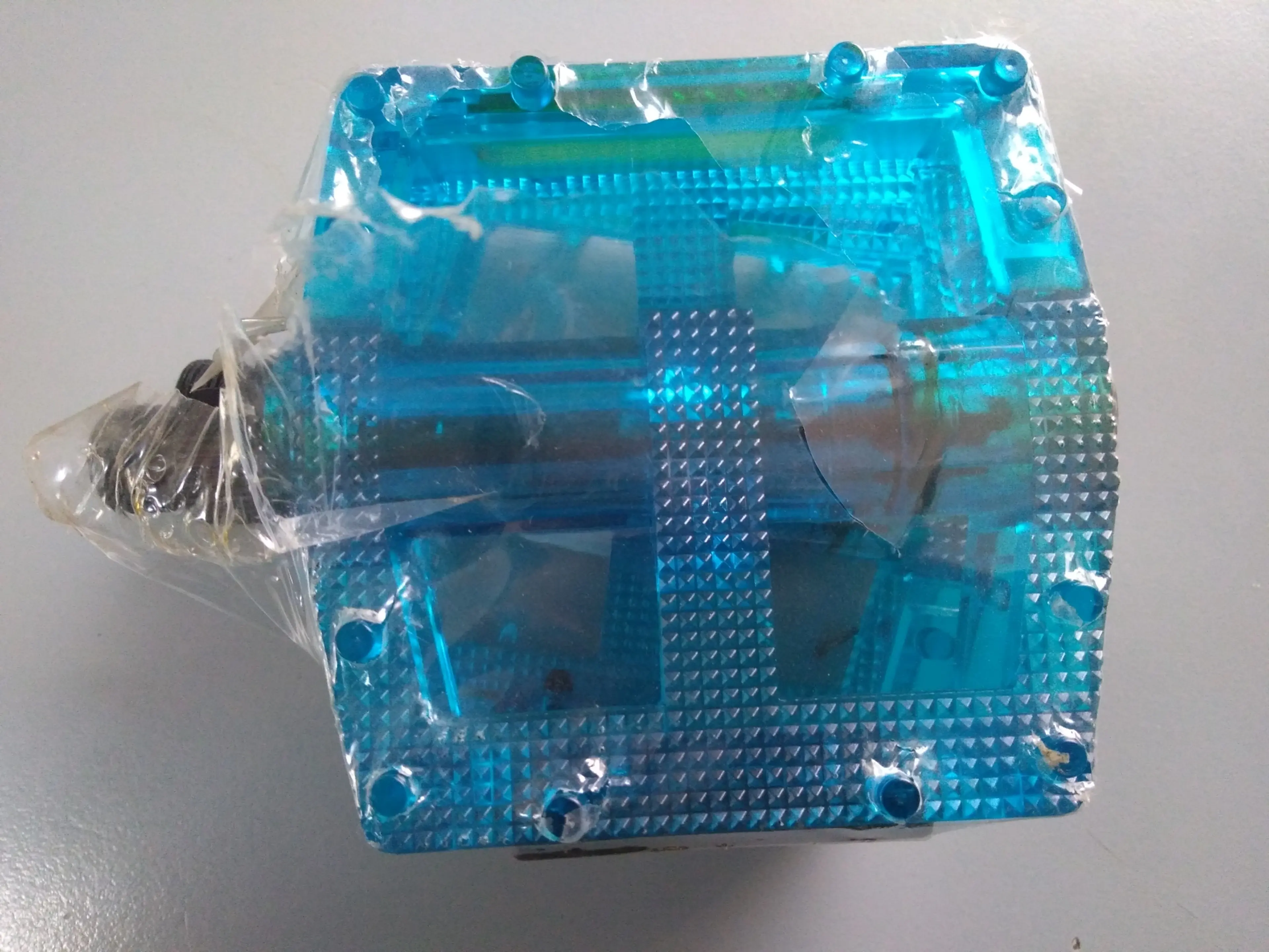 1. Pedale plastic transparent noi