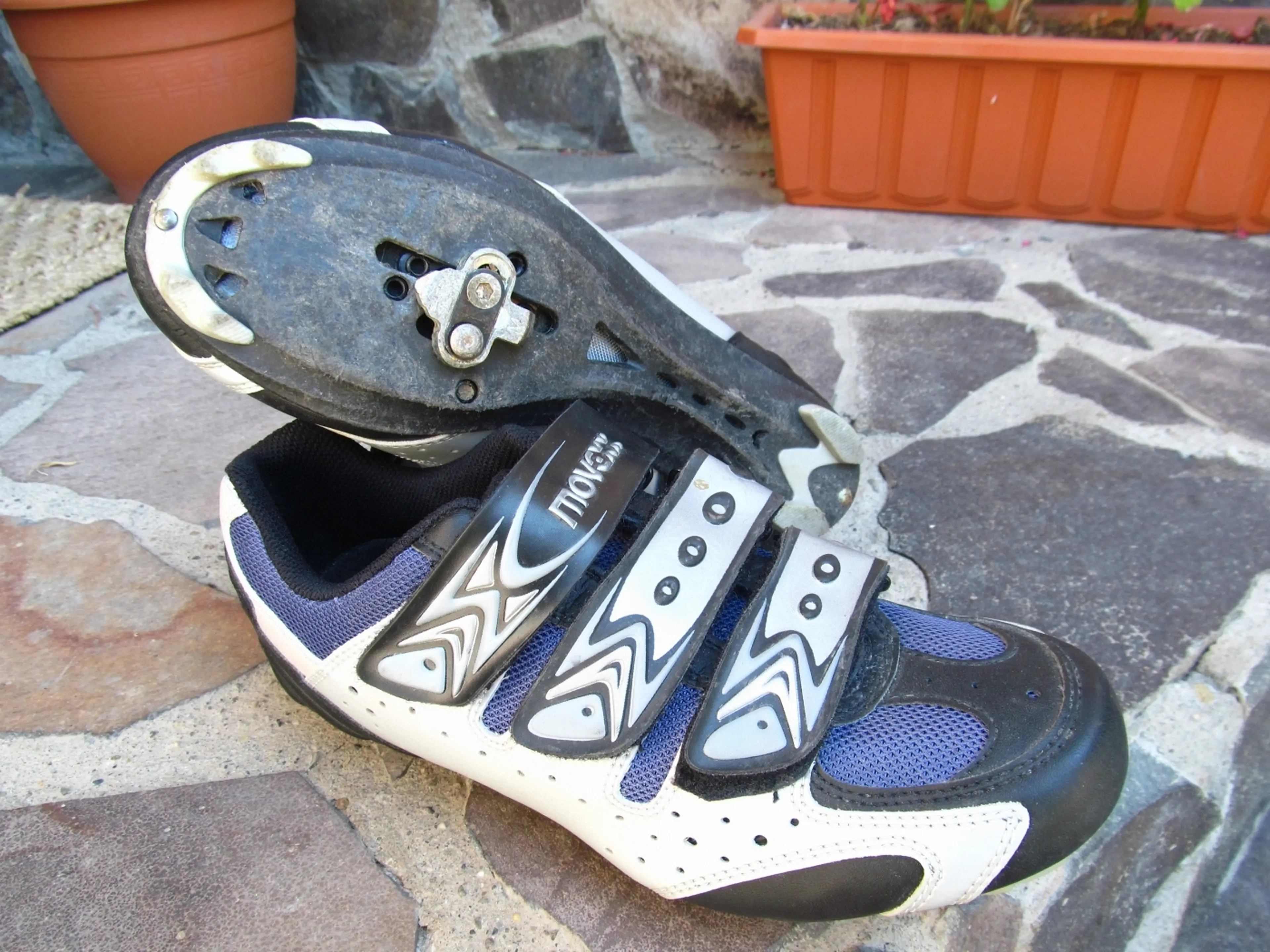 1. Pantofi Movex 24.5 cm sosea