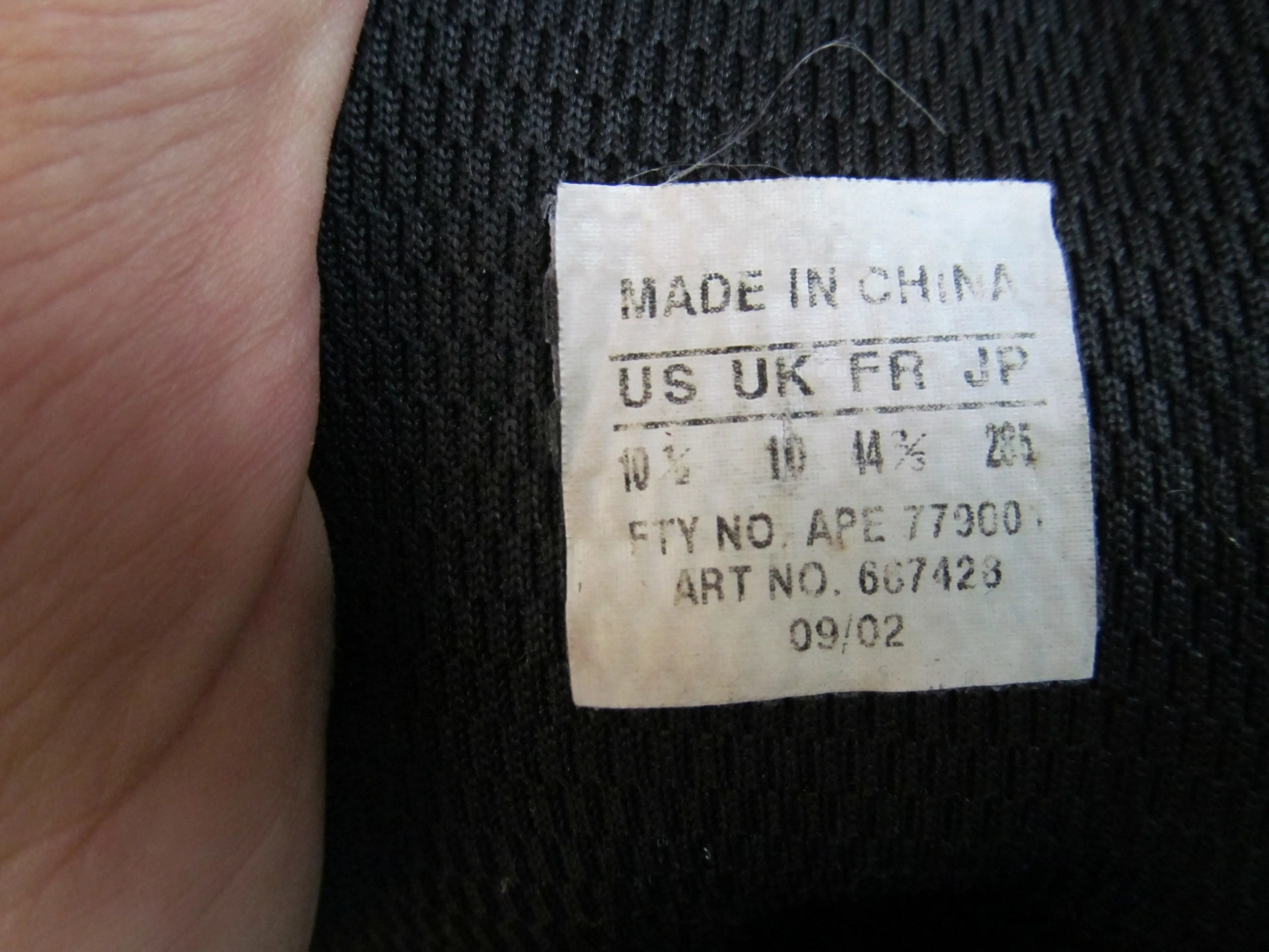 3. Pantofi Adidas NR 44.2/3 , 28.5 cm