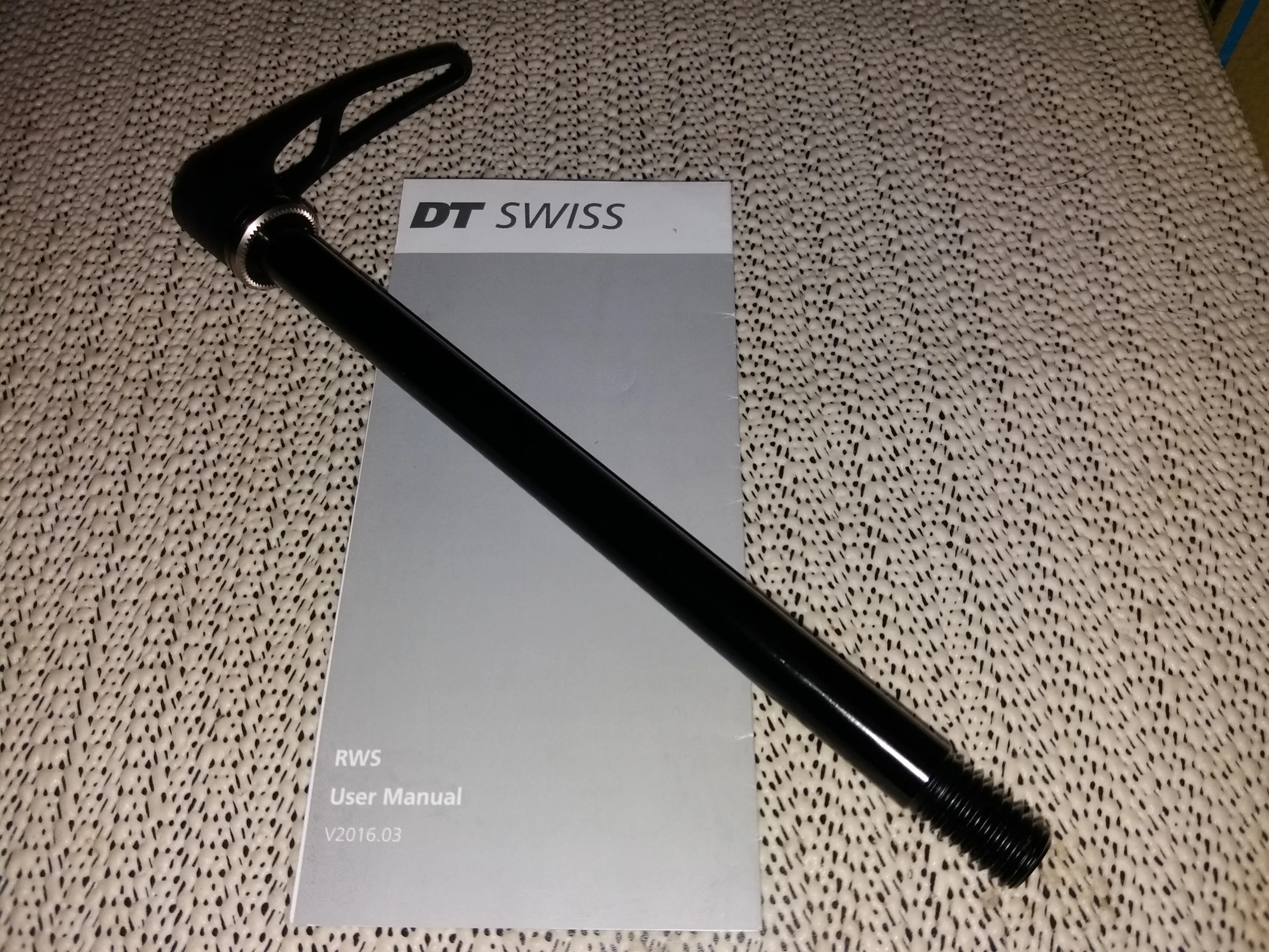 5. DT Swiss - Ax spate QR Bolt RWS 12x148 "Boost - X12" E-Thru Axle (173mm)