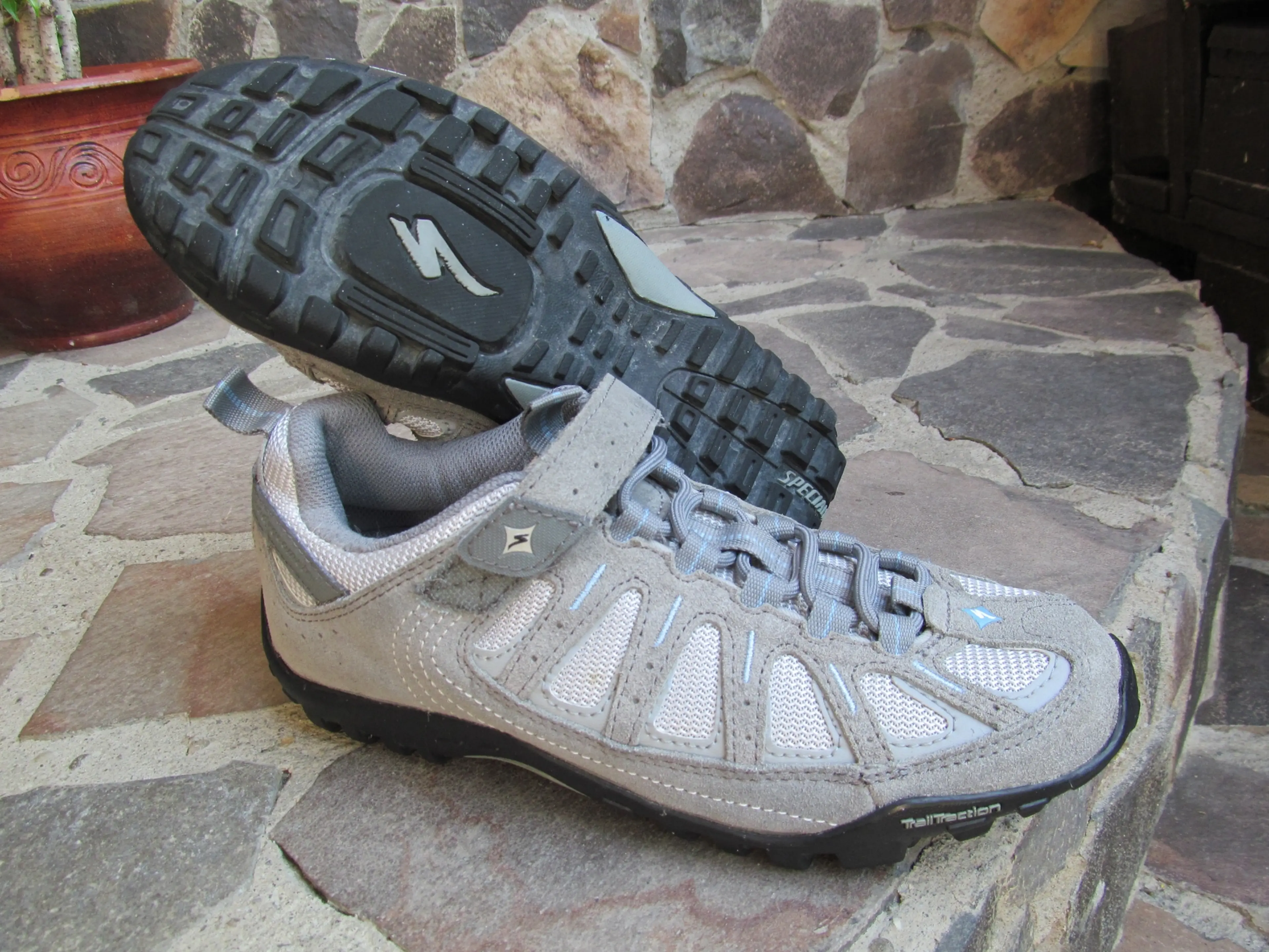 3. Pantofi Specialized Tahoe WMN nr 39, 25 cm