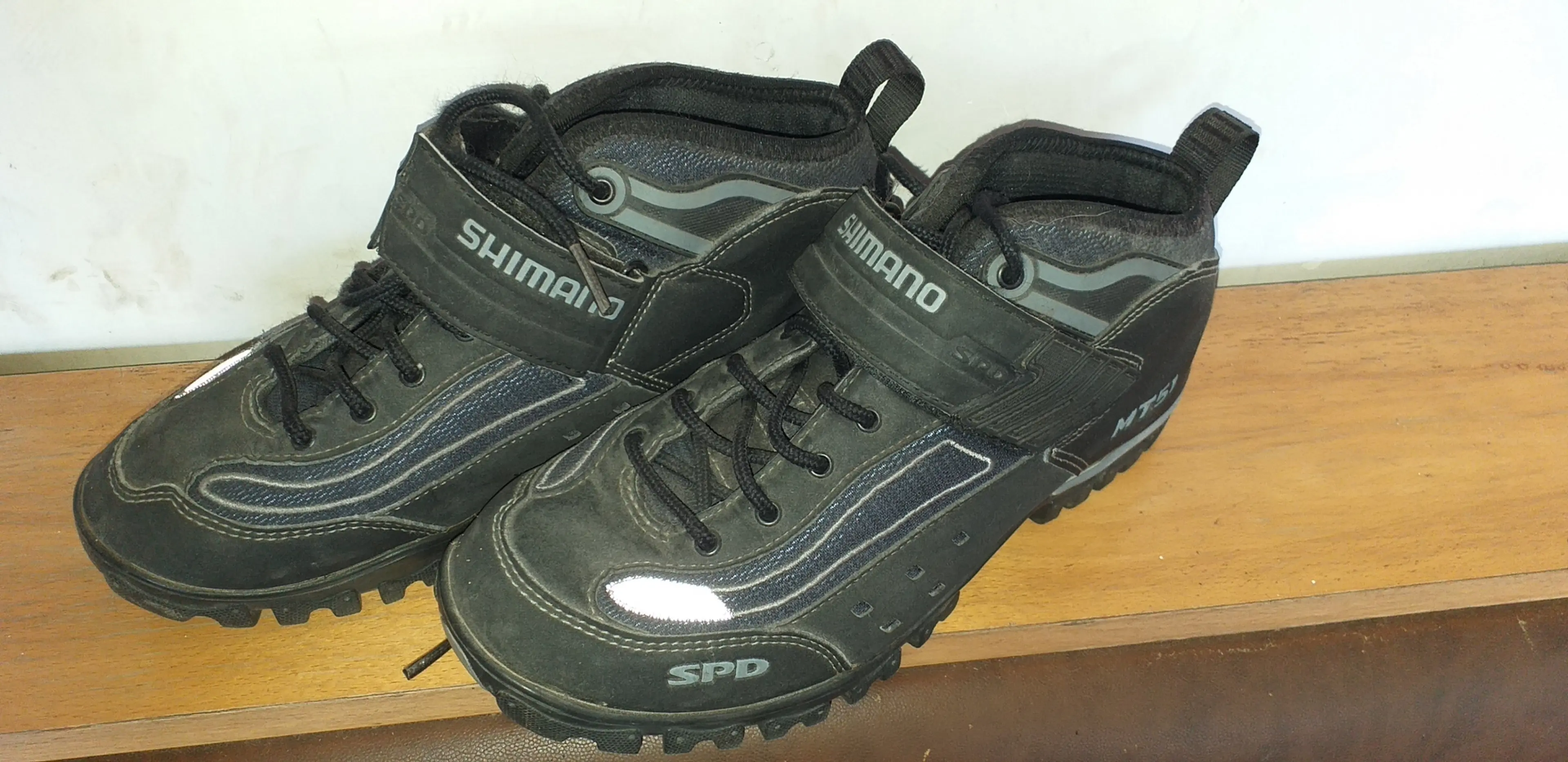 1. Pantofi Shimano 41