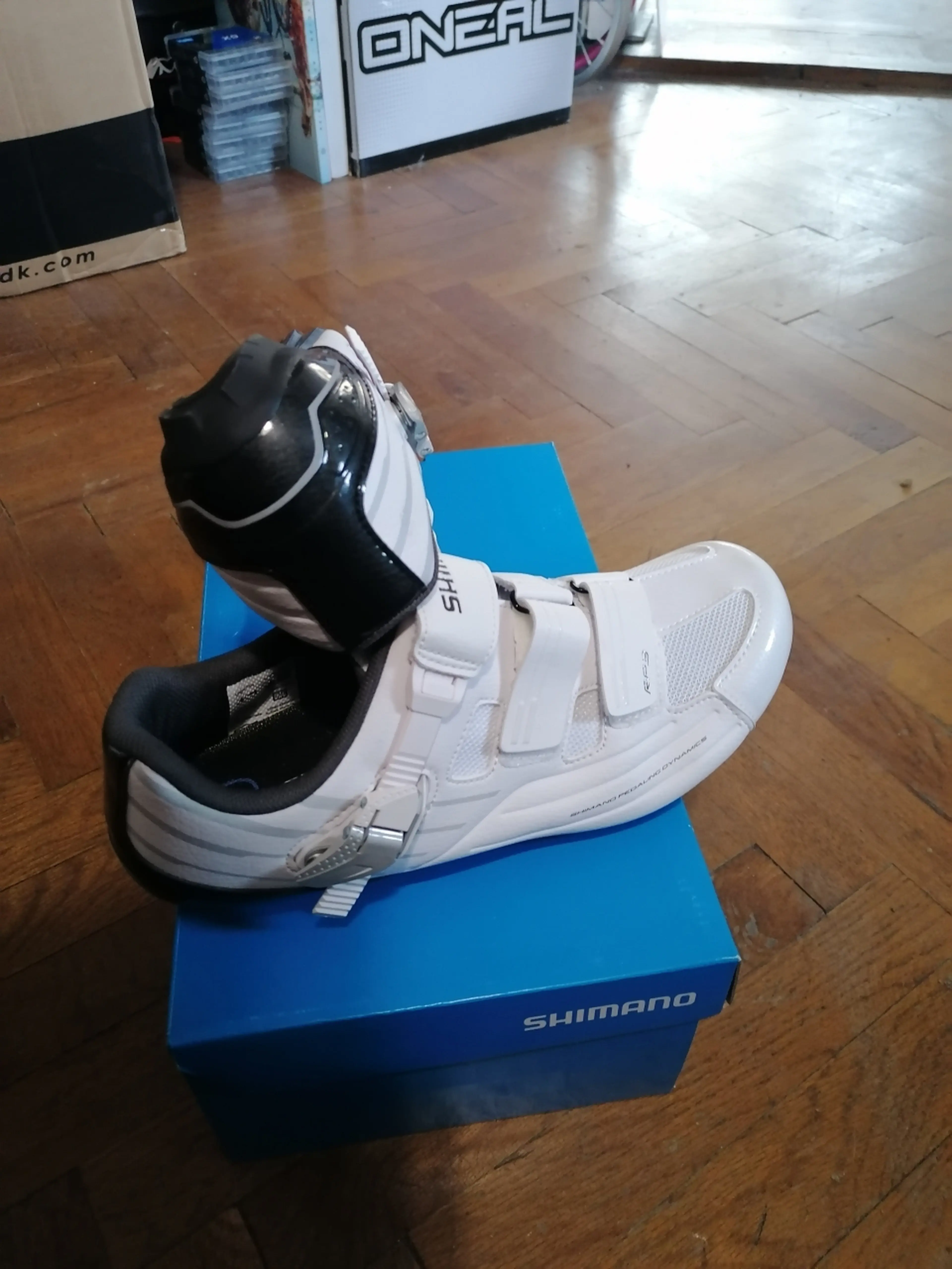 2. Pantofi sosea Shimano RP3
